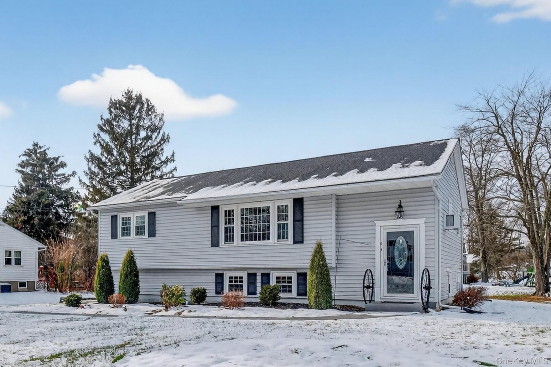 23 Bridle Path, Newburgh, NY 12550