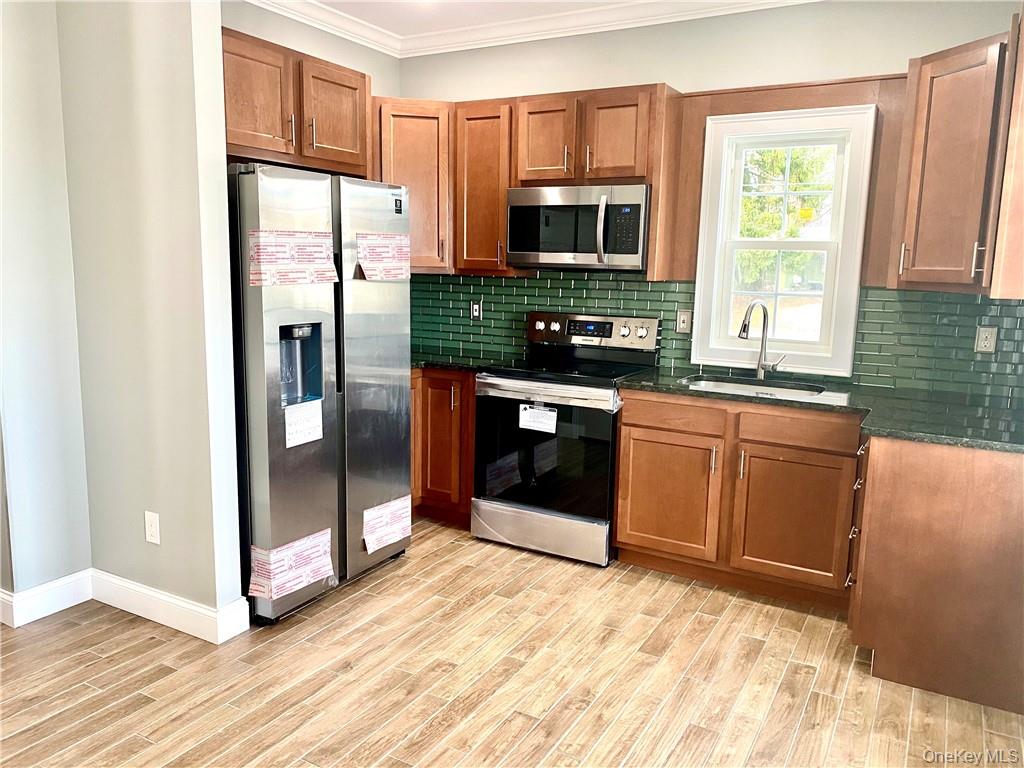 26 Courtland Street # 2R, Middletown, NY 10940