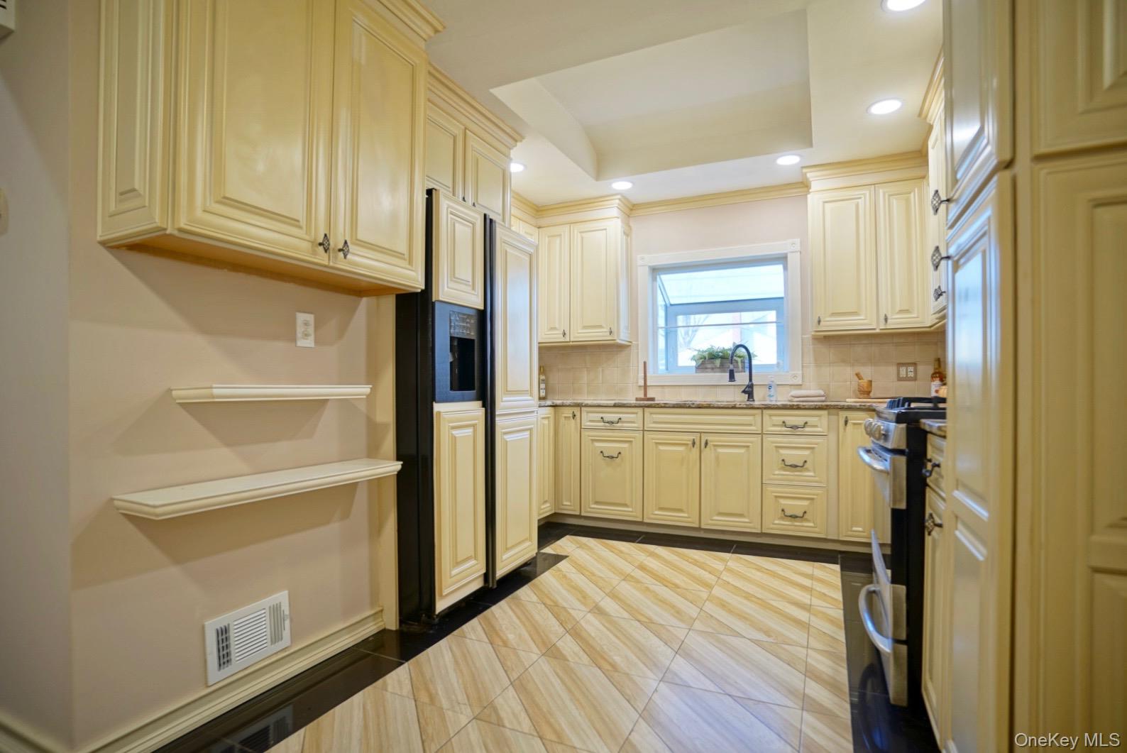 34 Oakley Drive, Huntington, NY 11746