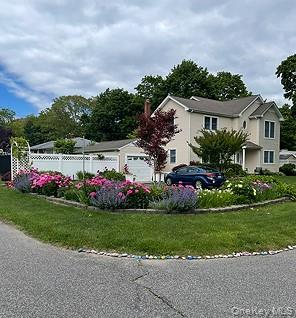 7 Maple Road, Middle Island, NY 11953