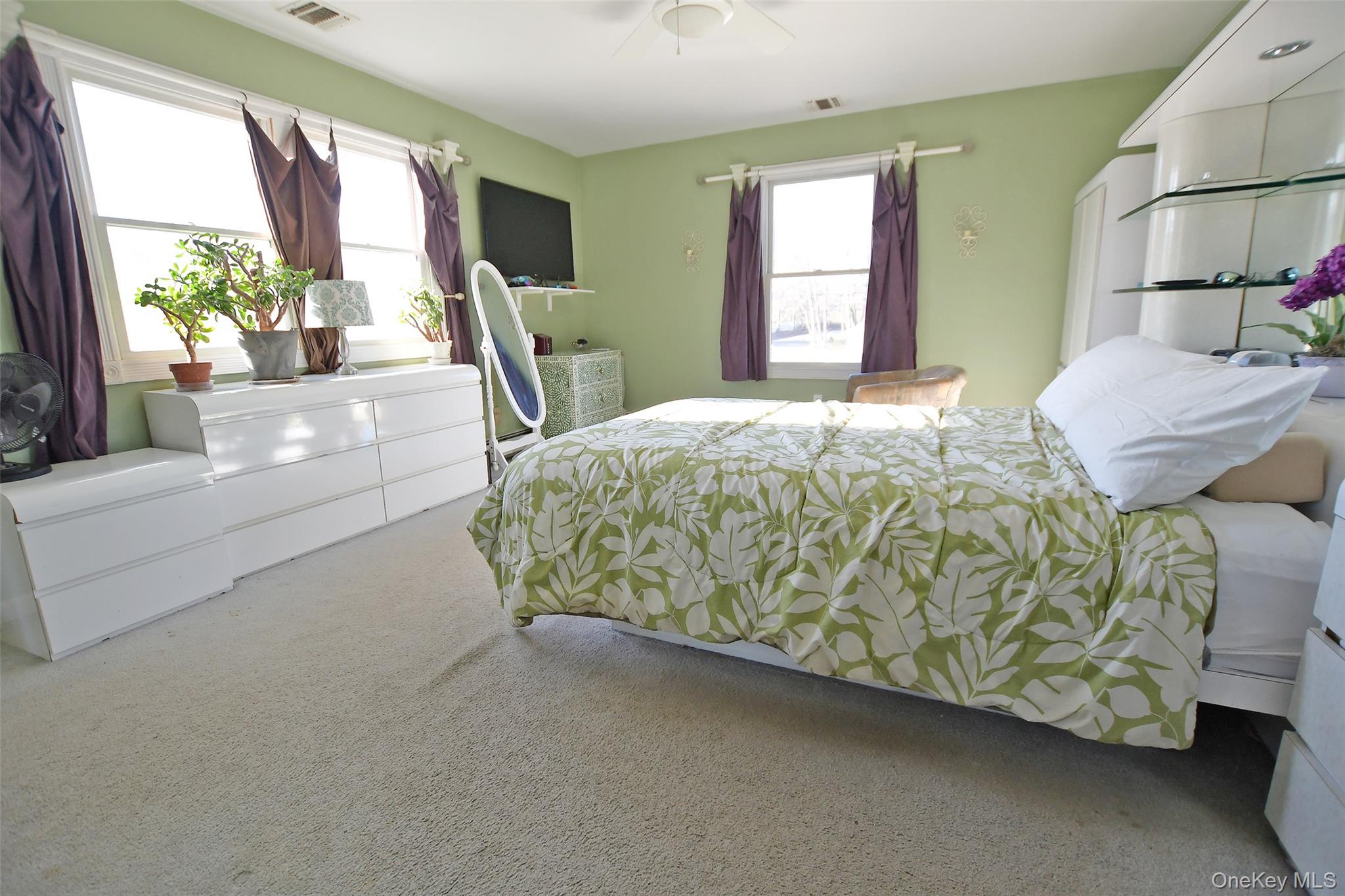 7 Maple Road, Middle Island, NY 11953