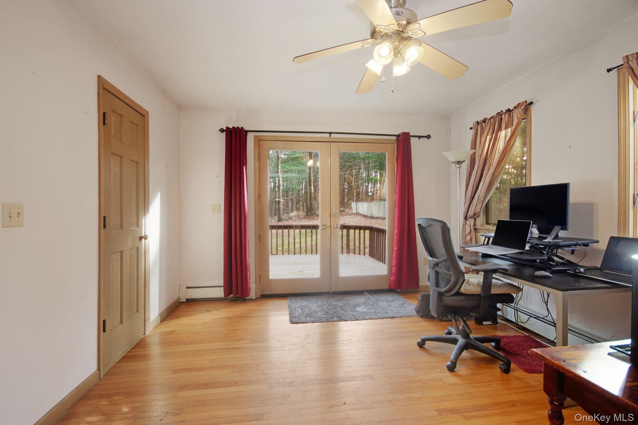 4 Carlyle Road, Hyde Park, NY 12538