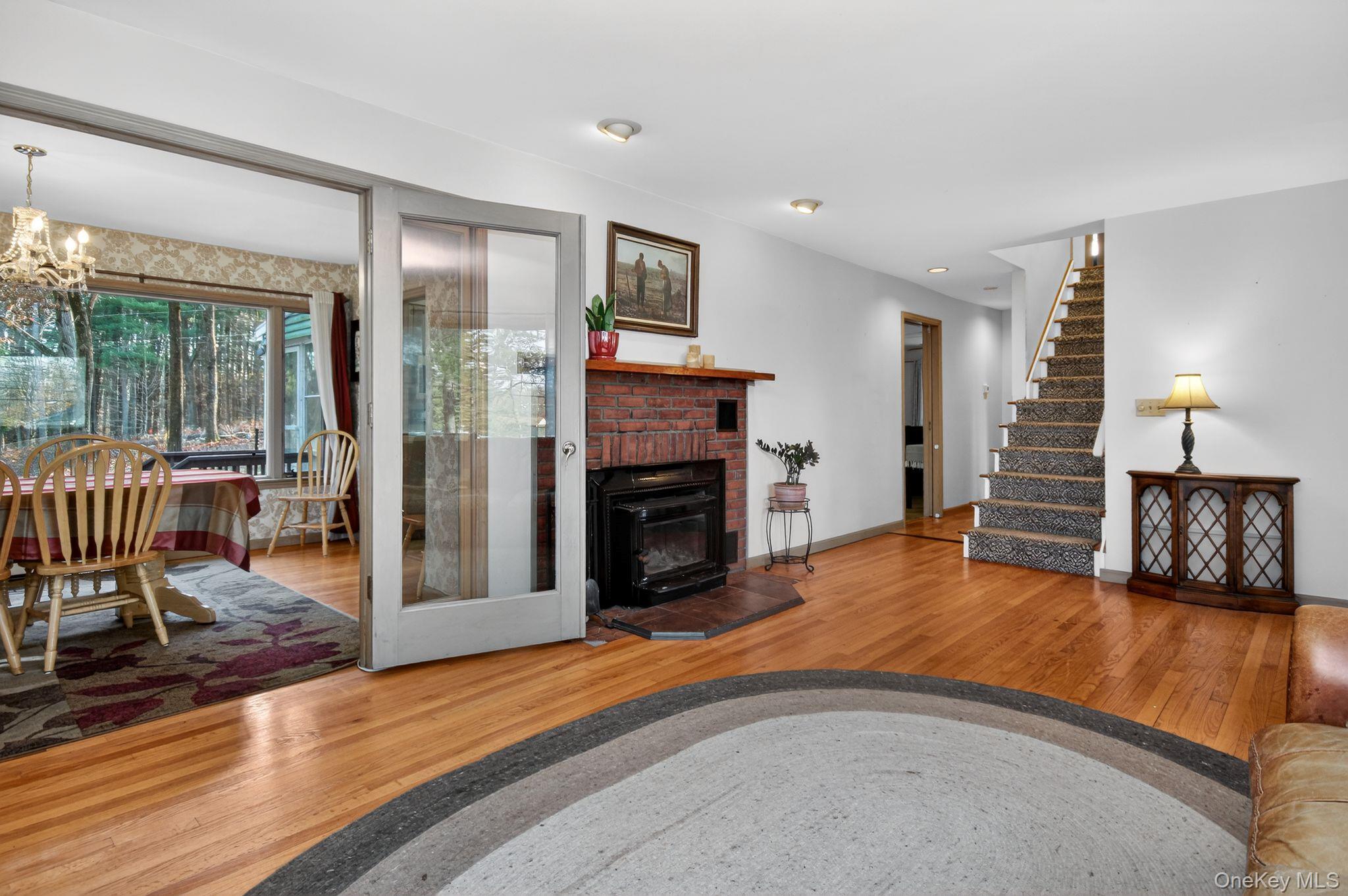 4 Carlyle Road, Hyde Park, NY 12538