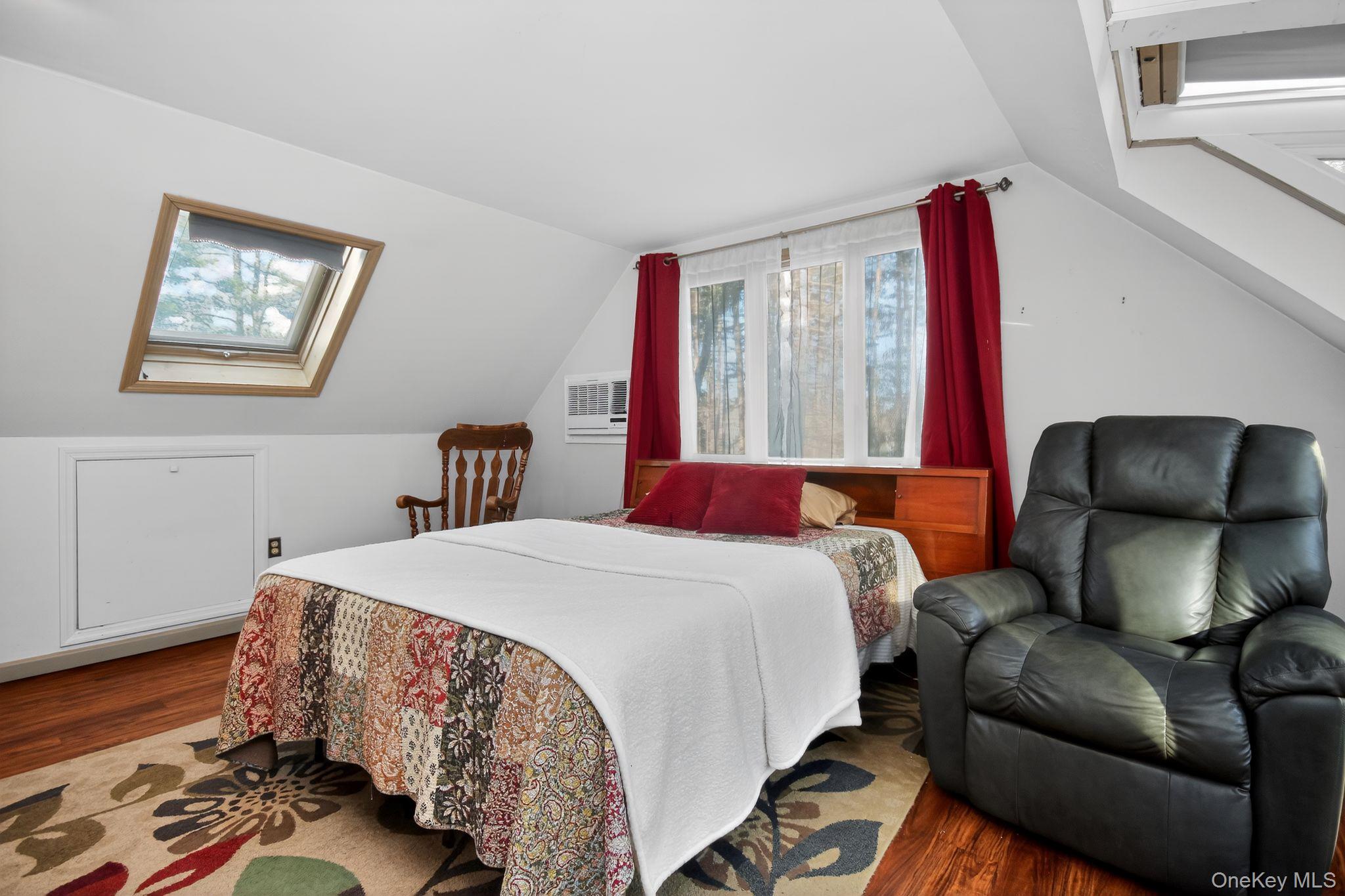 4 Carlyle Road, Hyde Park, NY 12538