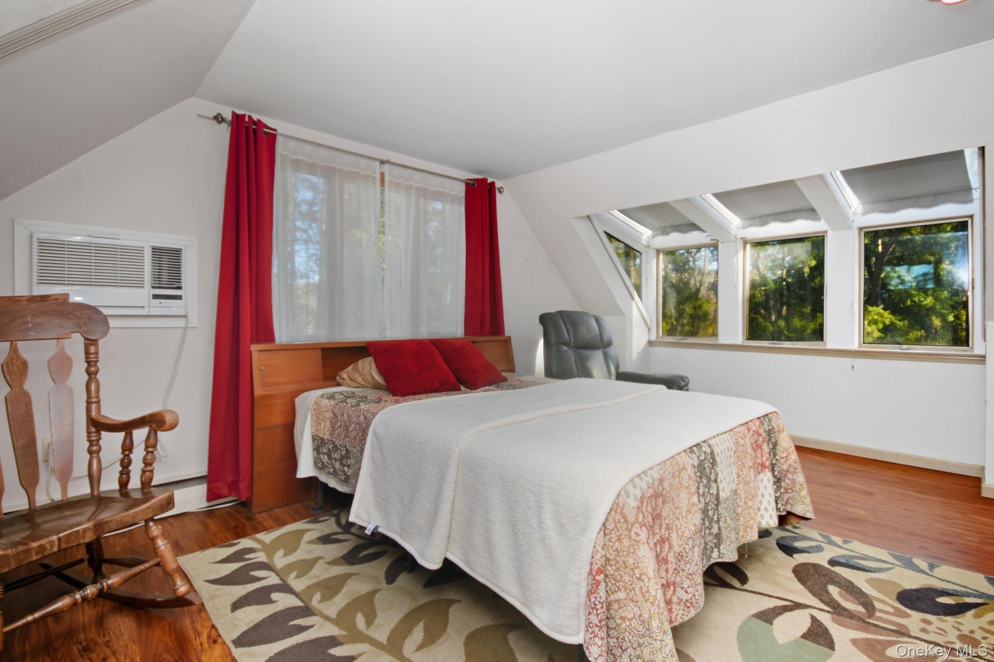 4 Carlyle Road, Hyde Park, NY 12538