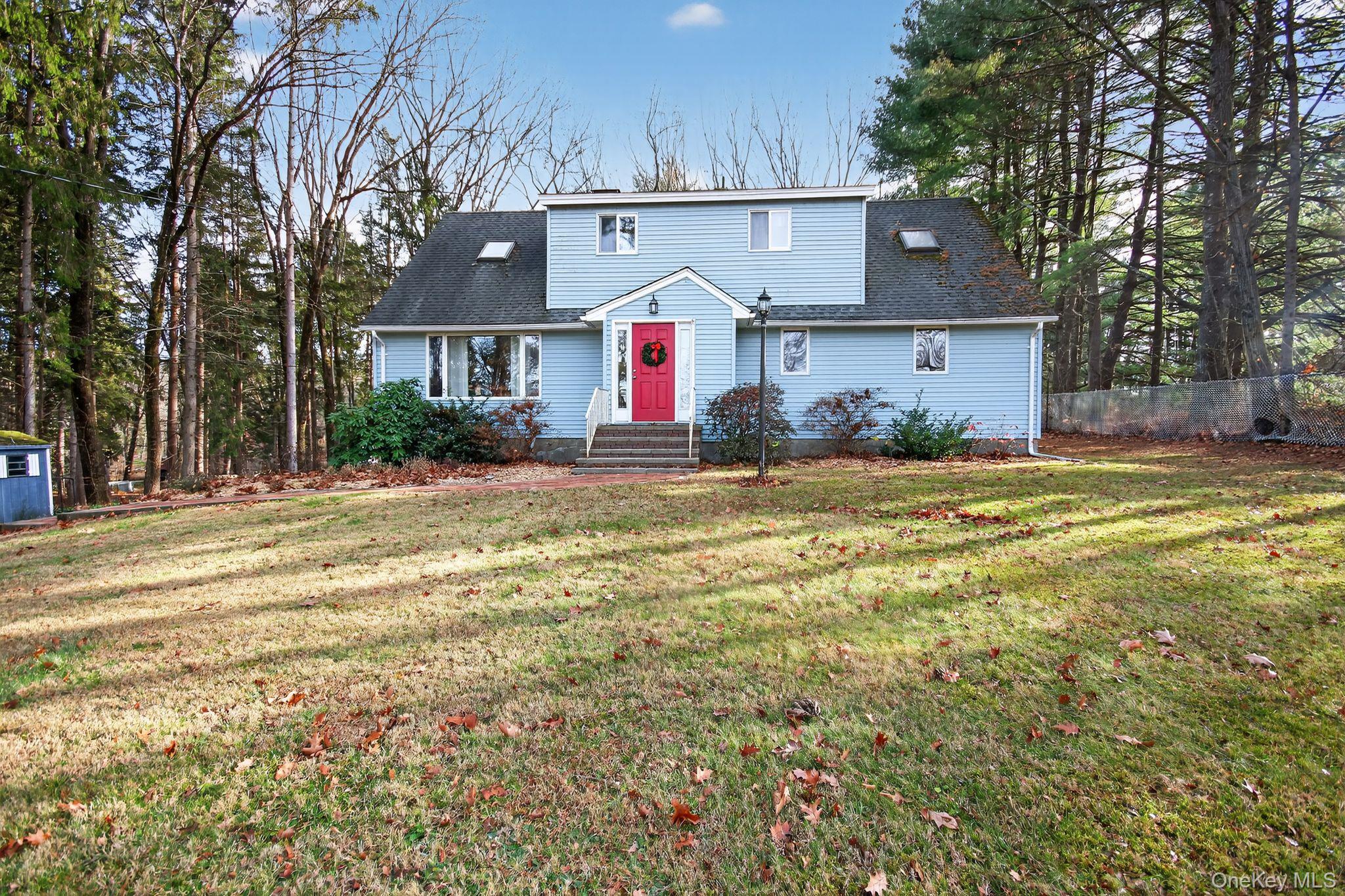 4 Carlyle Road, Hyde Park, NY 12538