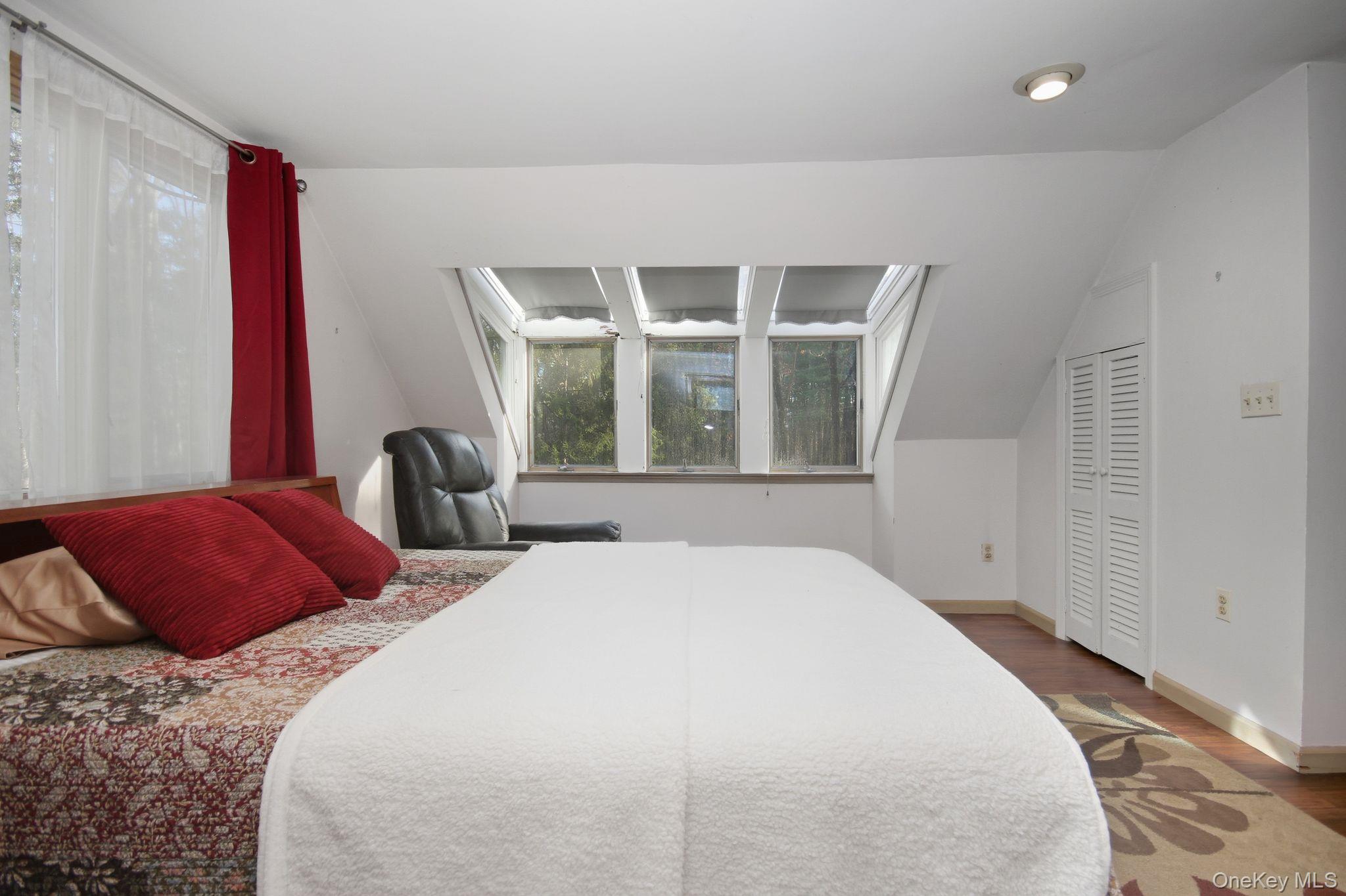 4 Carlyle Road, Hyde Park, NY 12538