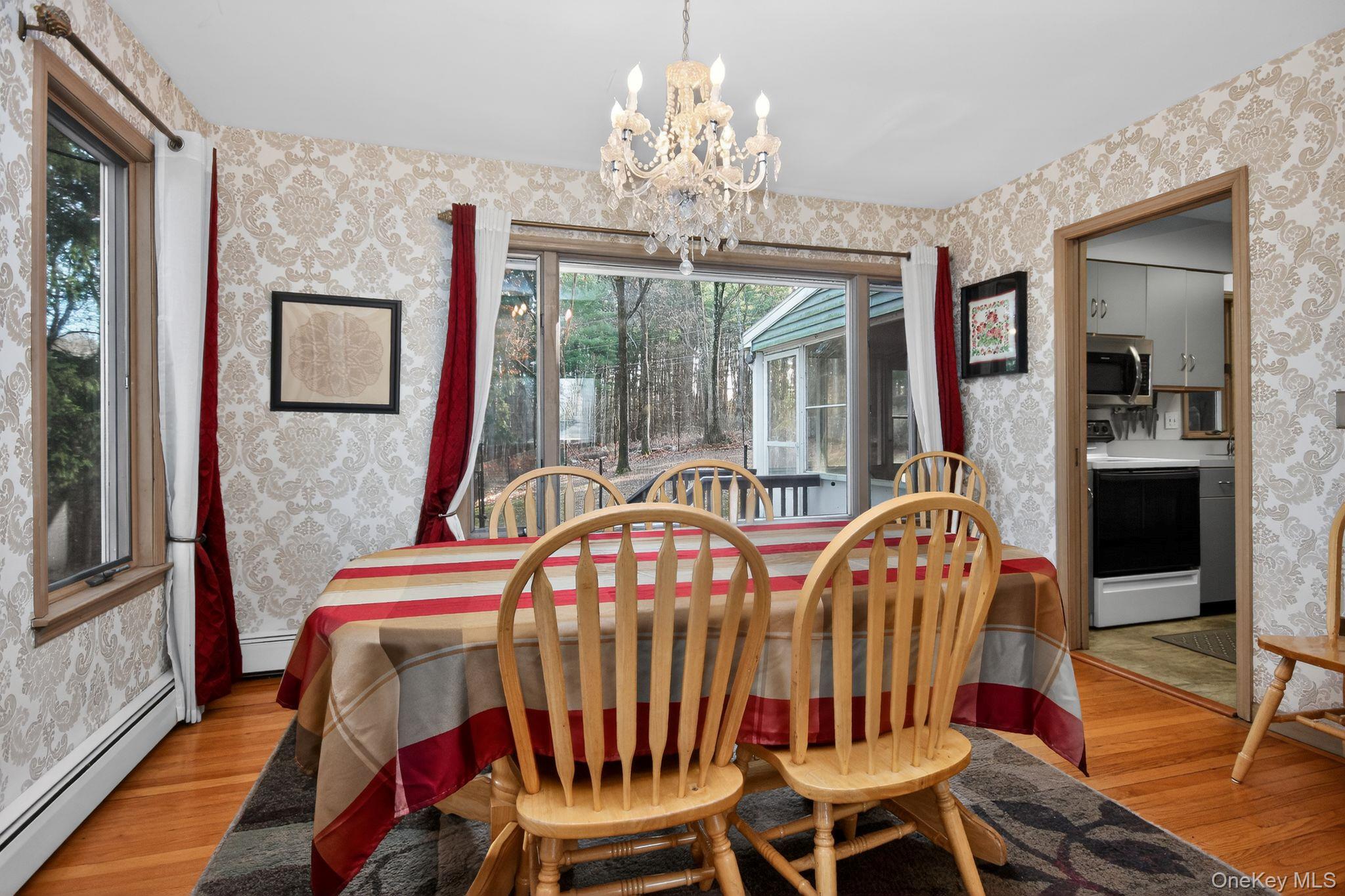 4 Carlyle Road, Hyde Park, NY 12538