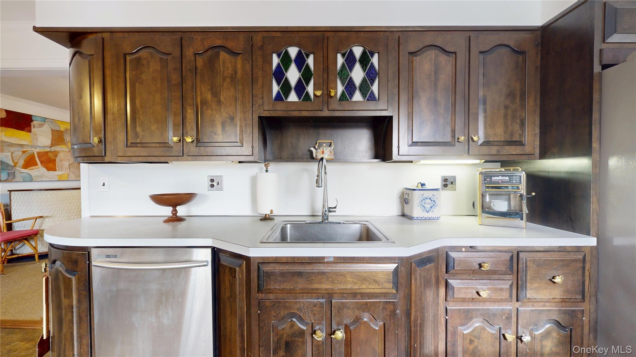 65 A Little Pine Lane, East Quogue, NY 11942