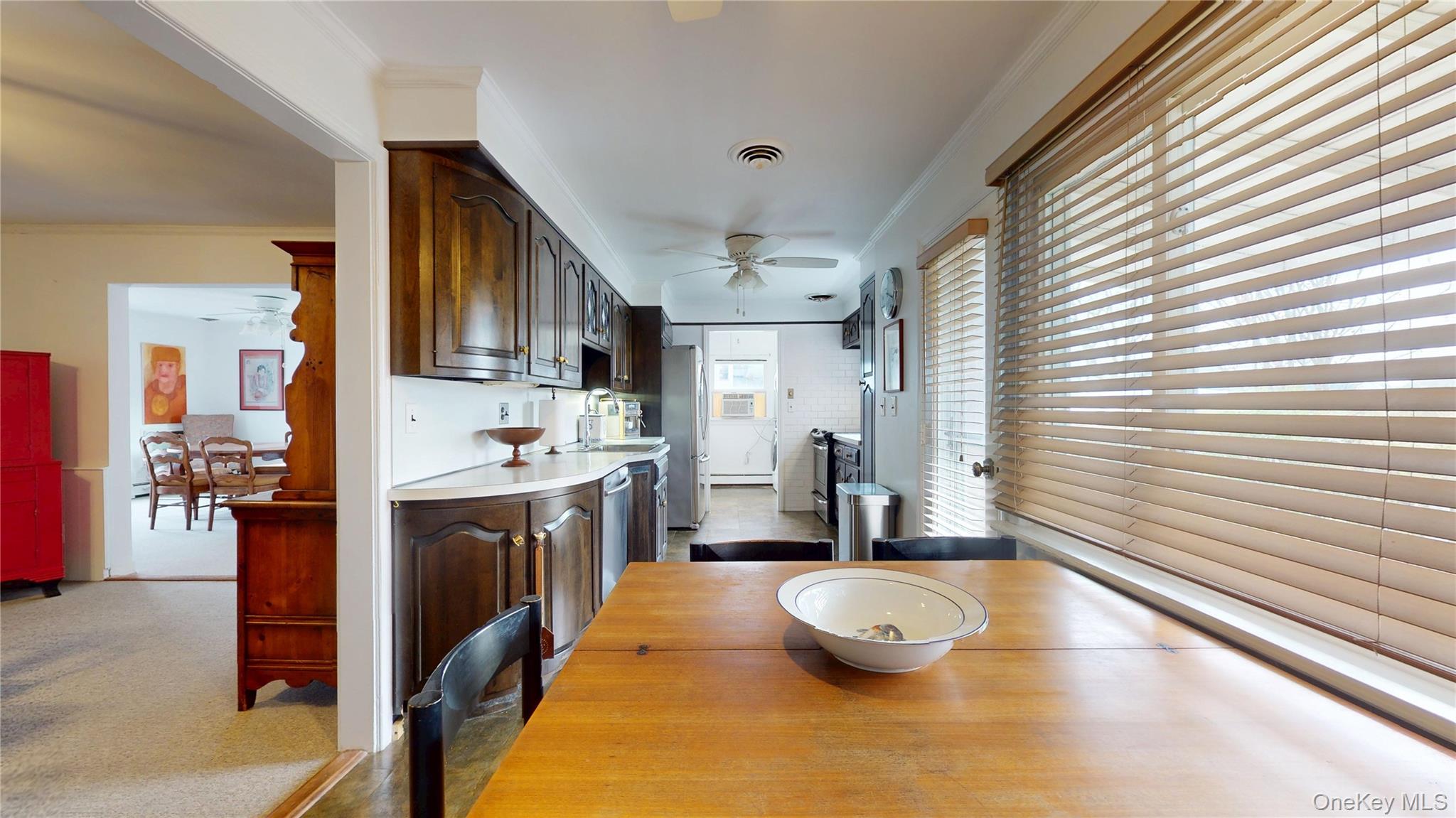 65 A Little Pine Lane, East Quogue, NY 11942