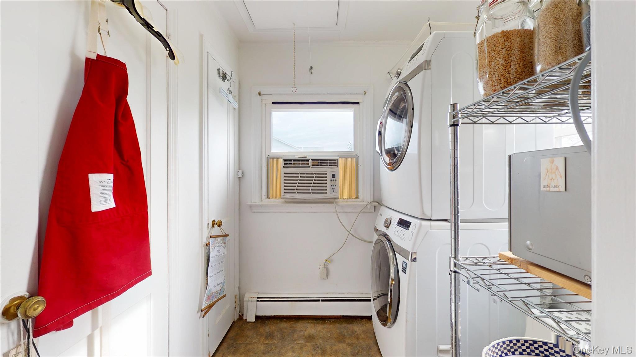 65 A Little Pine Lane, East Quogue, NY 11942