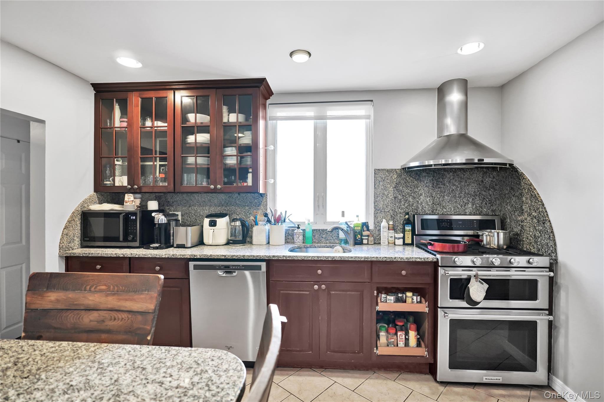 49 Centre Street, Woodmere, NY 11598