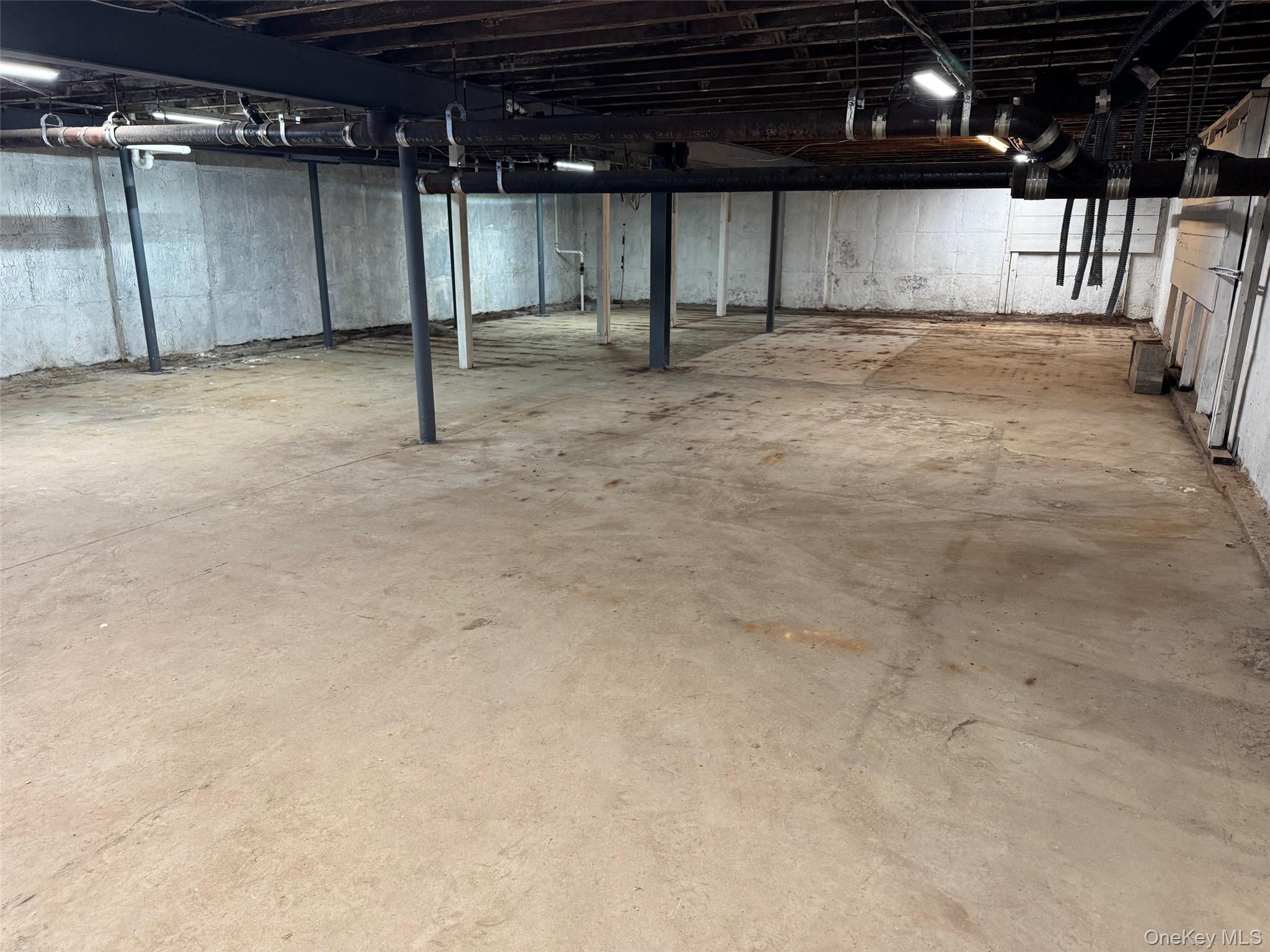 6918 Myrtle Avenue, Ridgewood, NY 11385