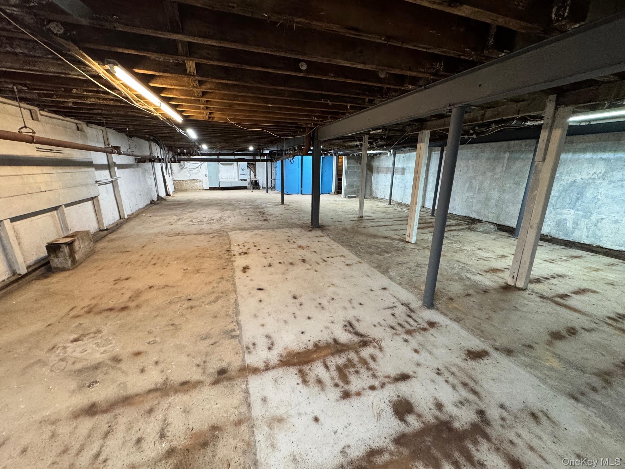 6918 Myrtle Avenue, Ridgewood, NY 11385