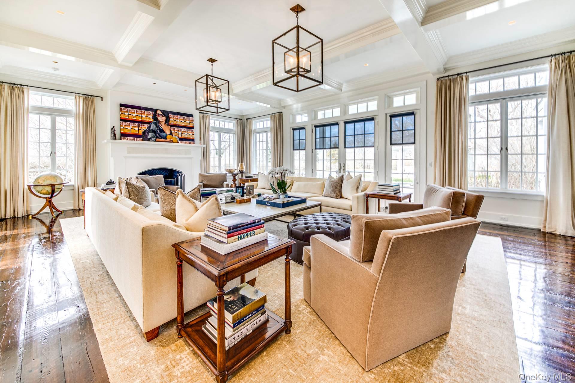 335 Town Lane, Amagansett, NY 11930