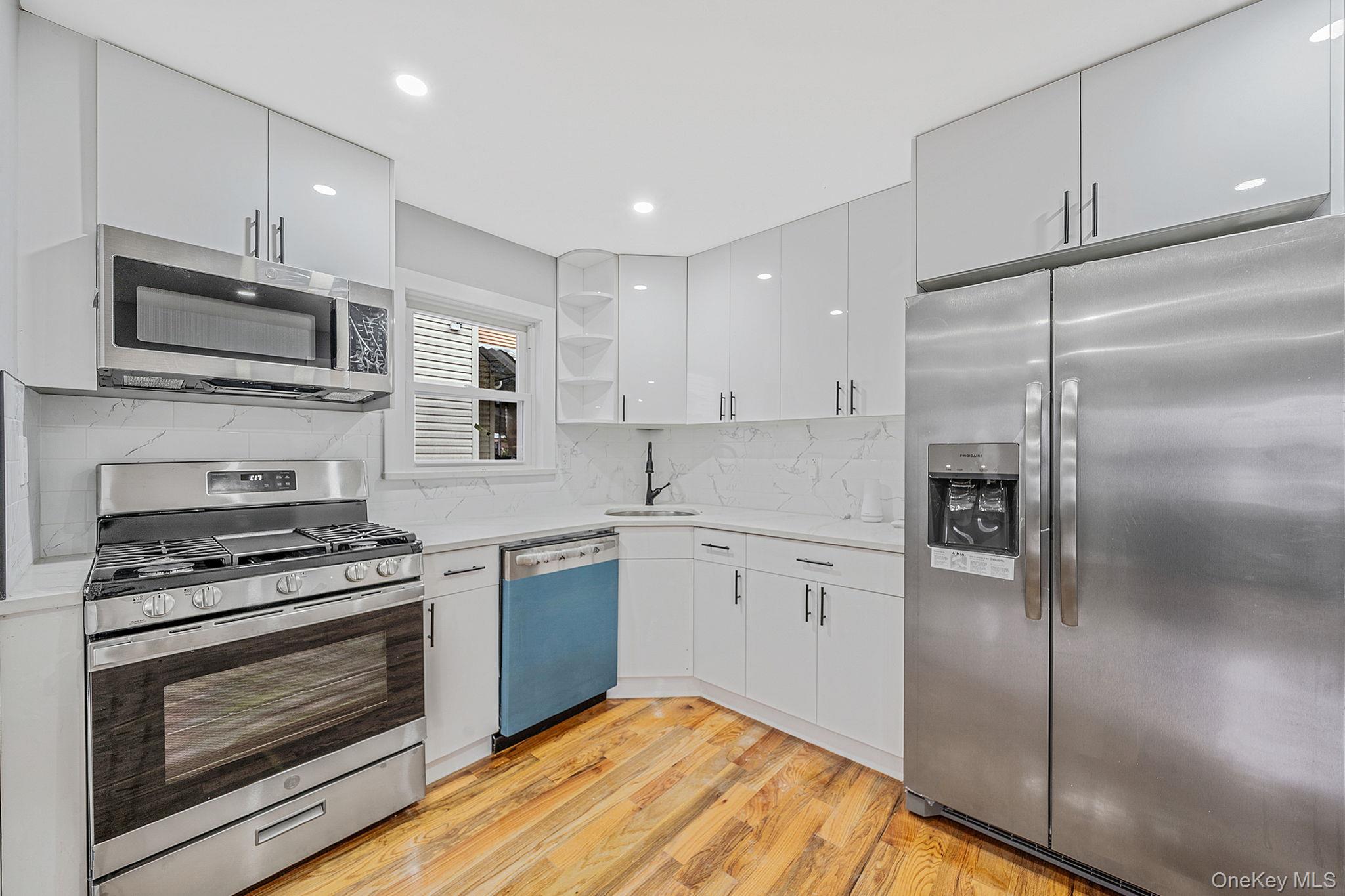 21407 110th Avenue, Queens Village, NY 11429