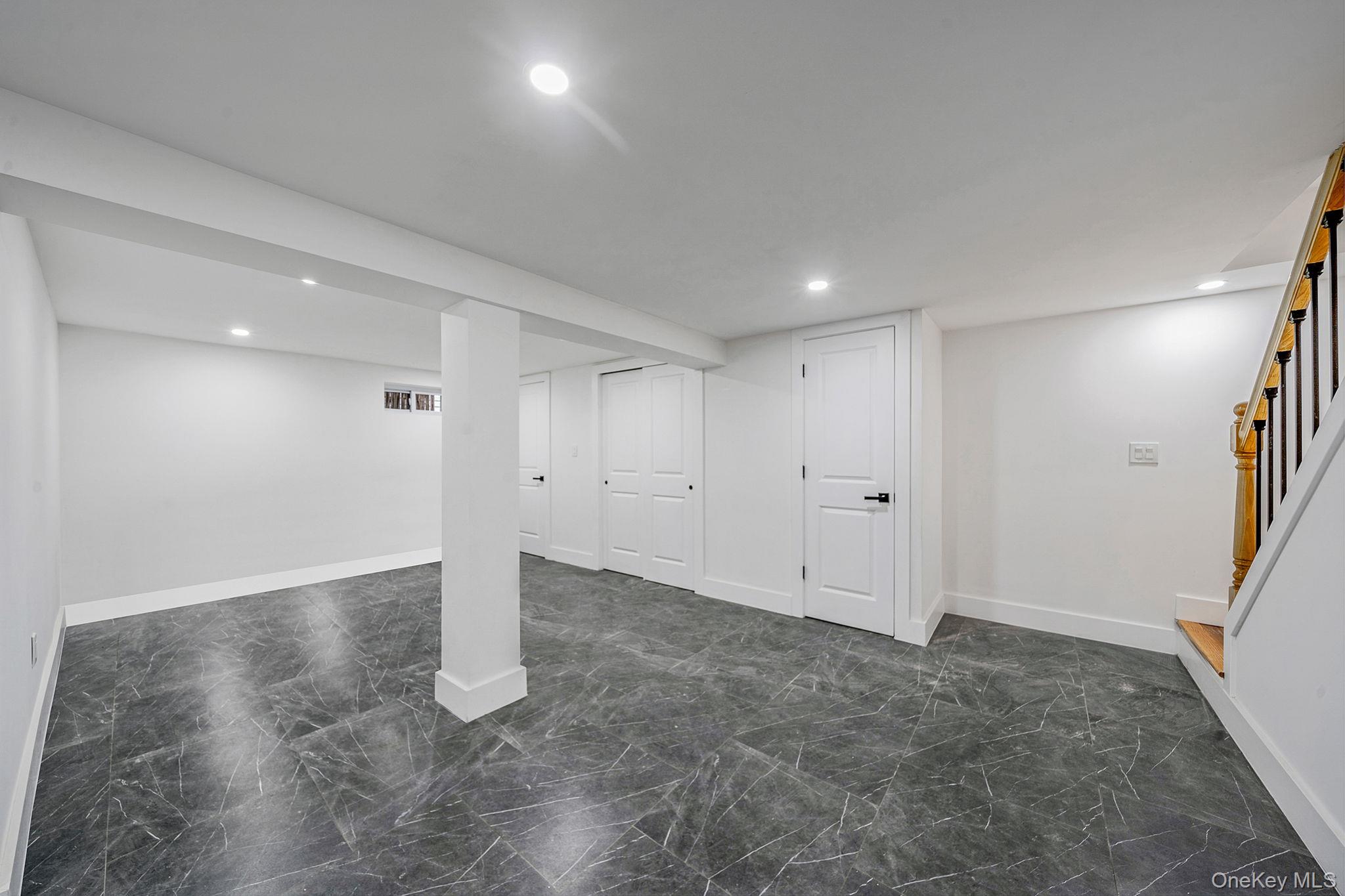 21407 110th Avenue, Queens Village, NY 11429