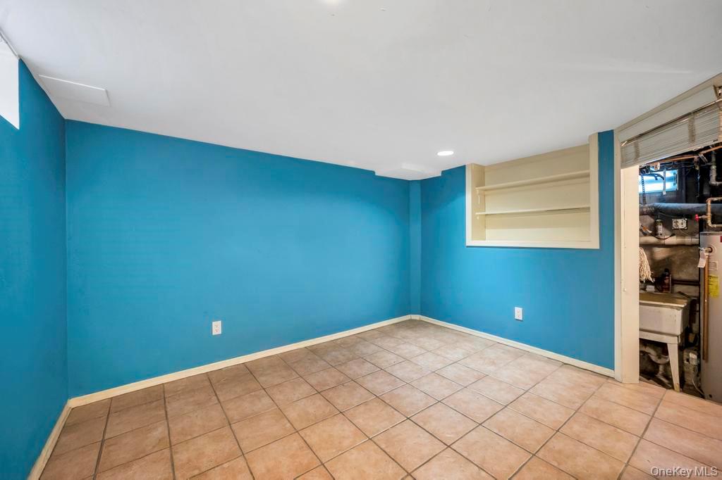 88 Marlboro Road, Valley Stream, NY 11581