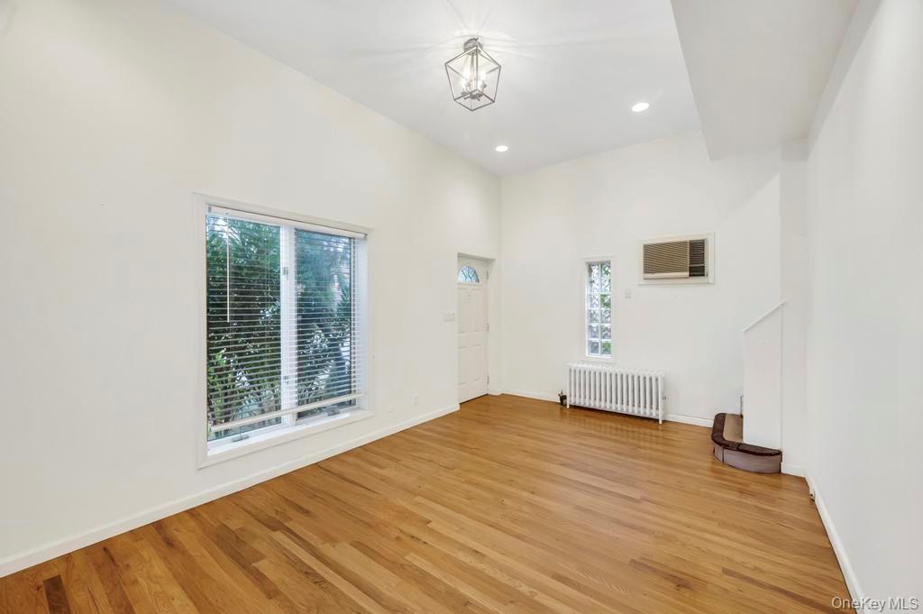 88 Marlboro Road, Valley Stream, NY 11581