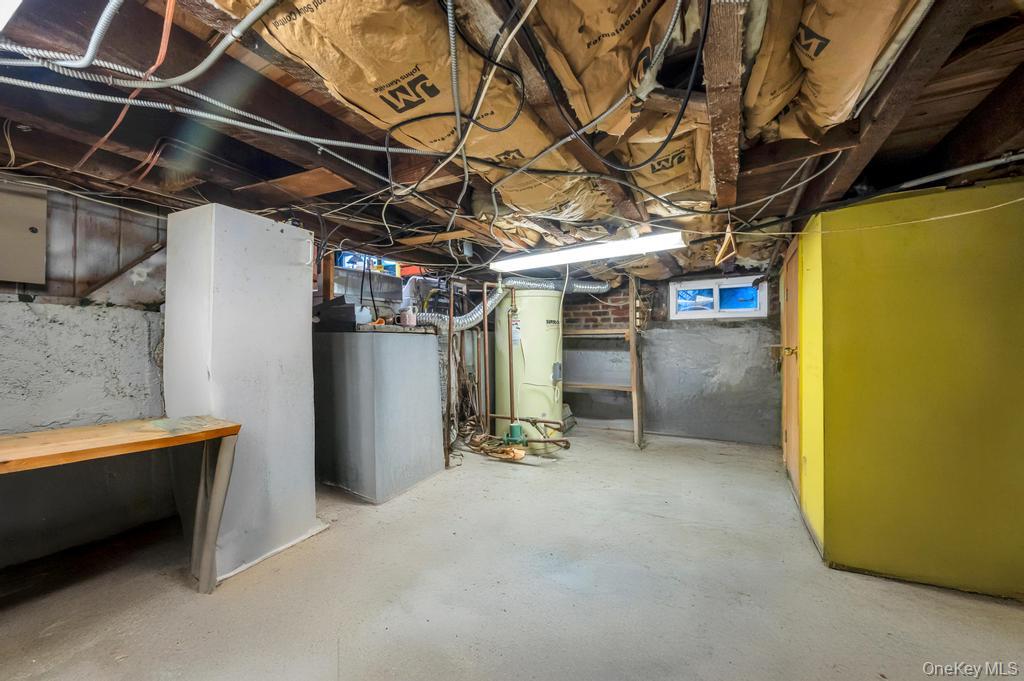 88 Marlboro Road, Valley Stream, NY 11581