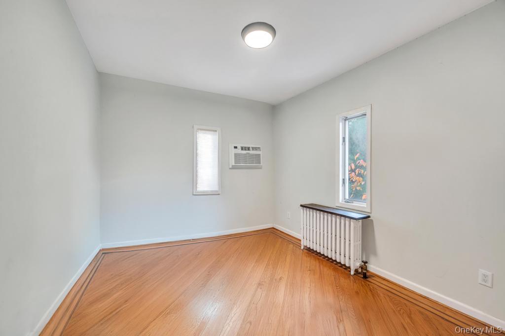 88 Marlboro Road, Valley Stream, NY 11581