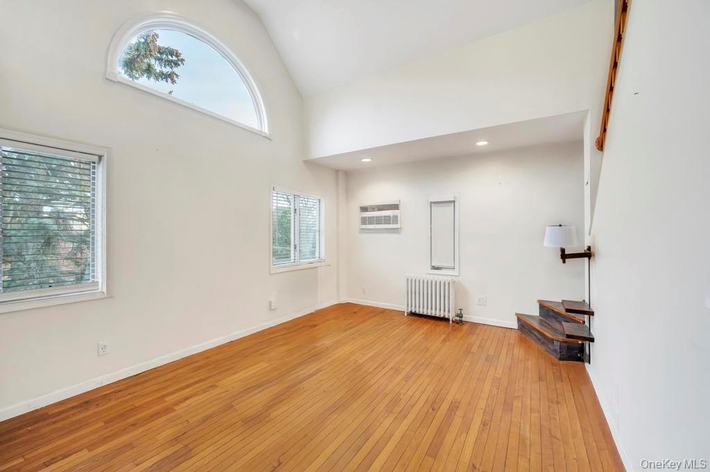 88 Marlboro Road, Valley Stream, NY 11581