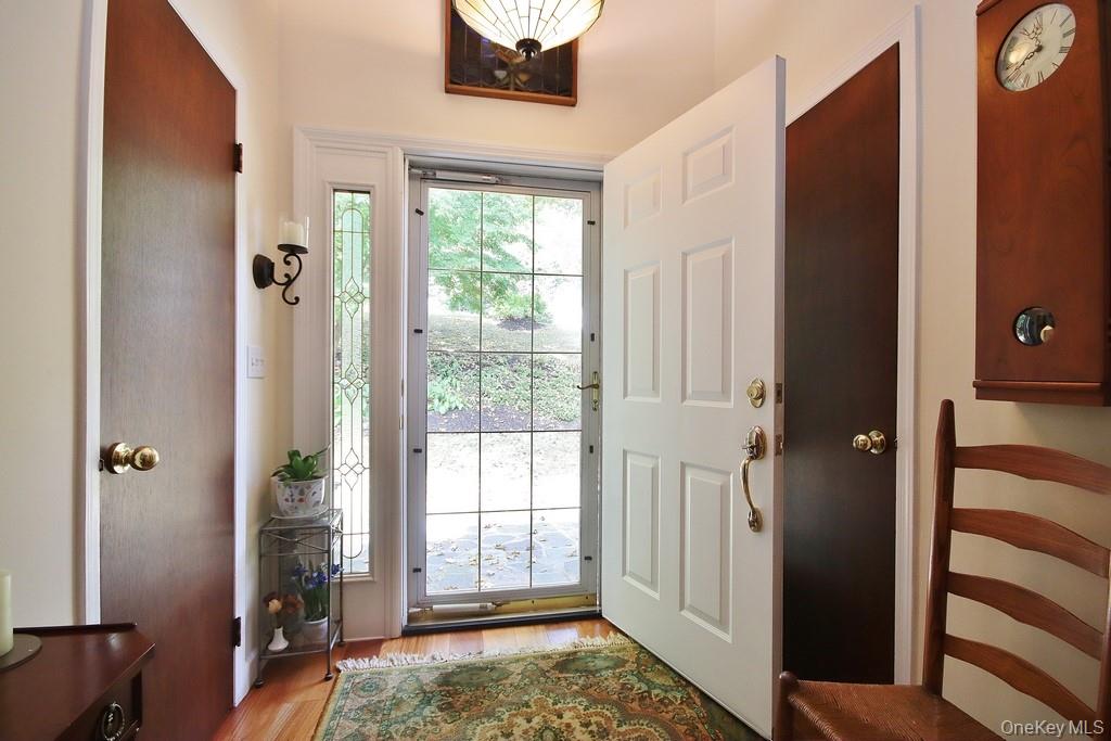 58 Hidden Hollow Lane, Millwood, NY 10546