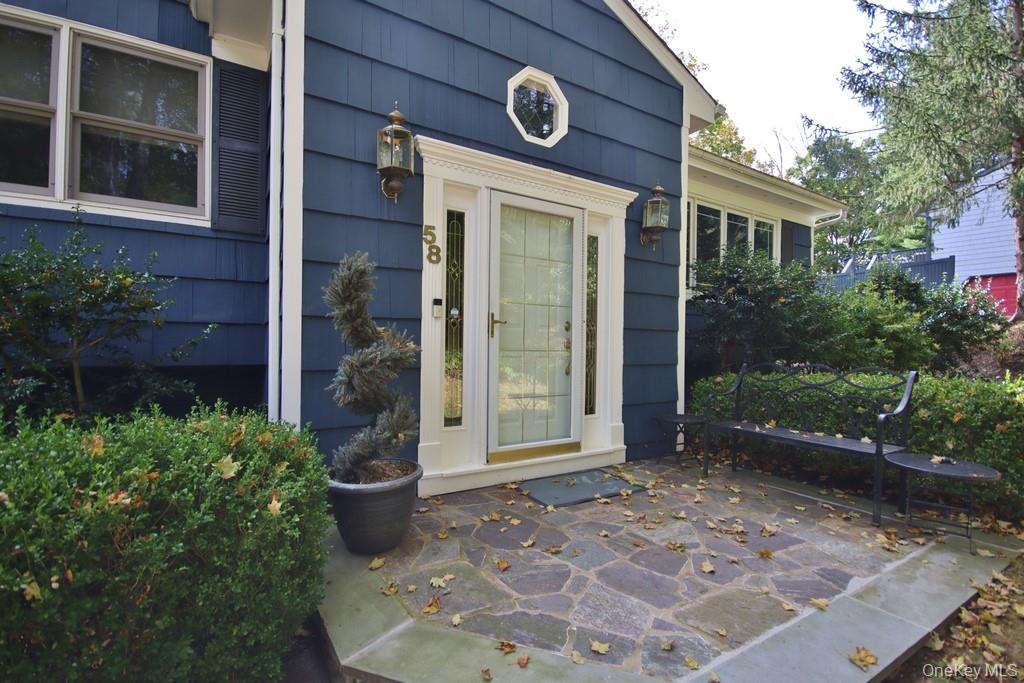 58 Hidden Hollow Lane, Millwood, NY 10546