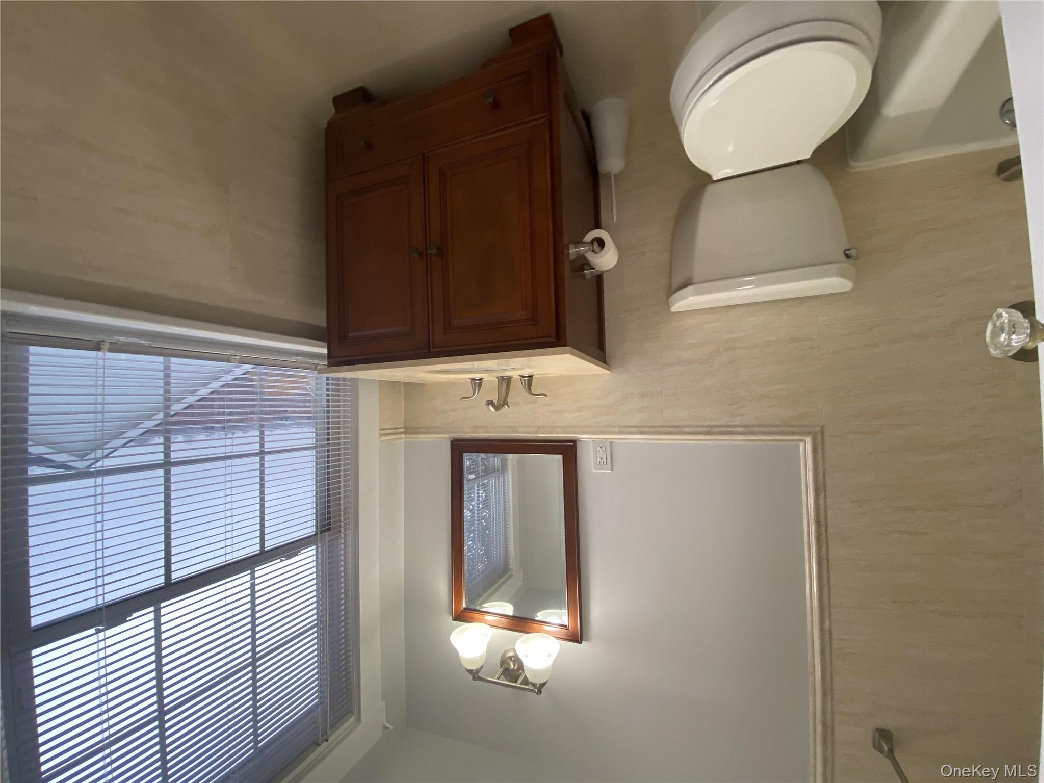 27 Grand Boulevard # B, Scarsdale, NY 10583