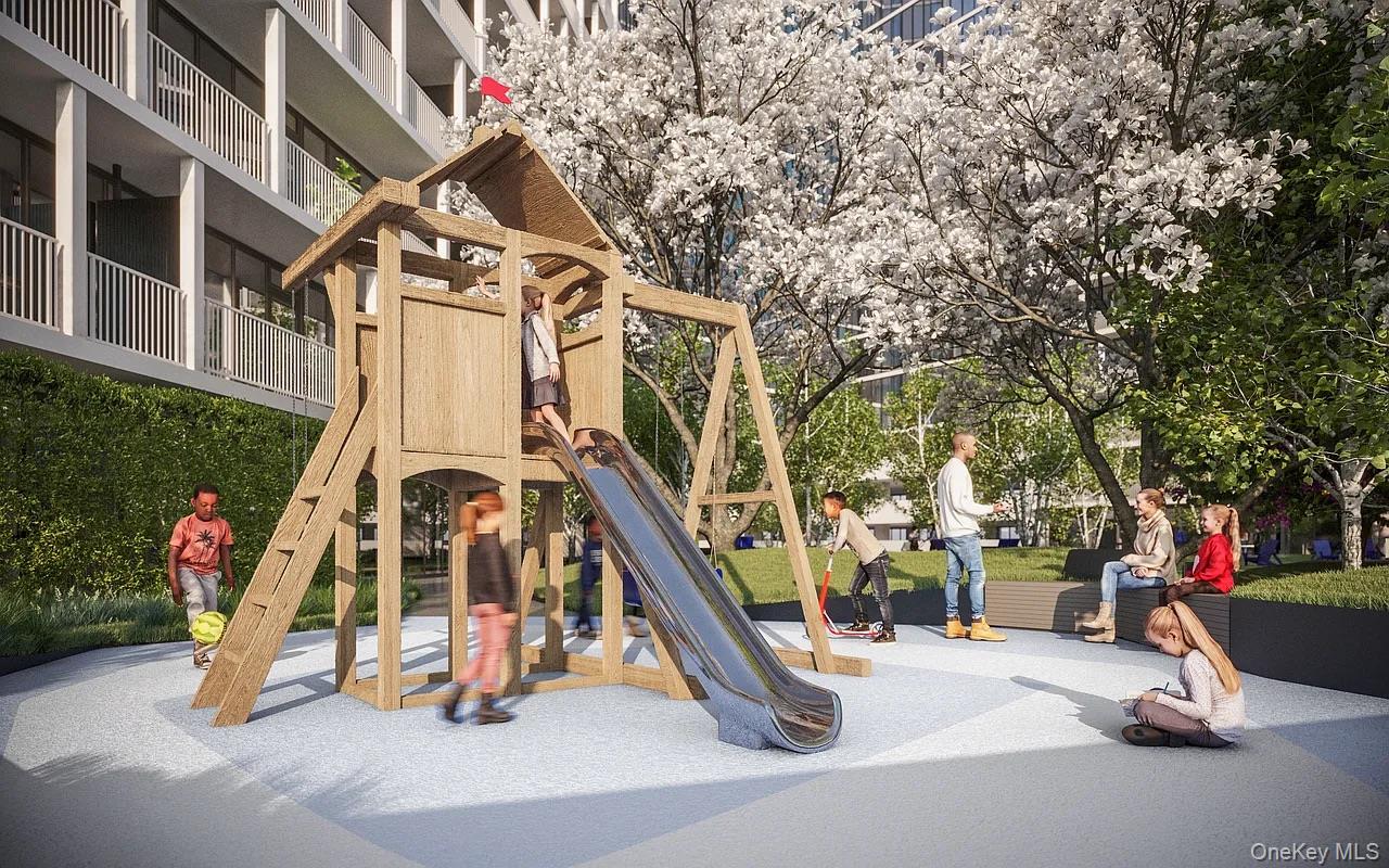 131-02A 40th Road # 10F, Flushing, NY 11354