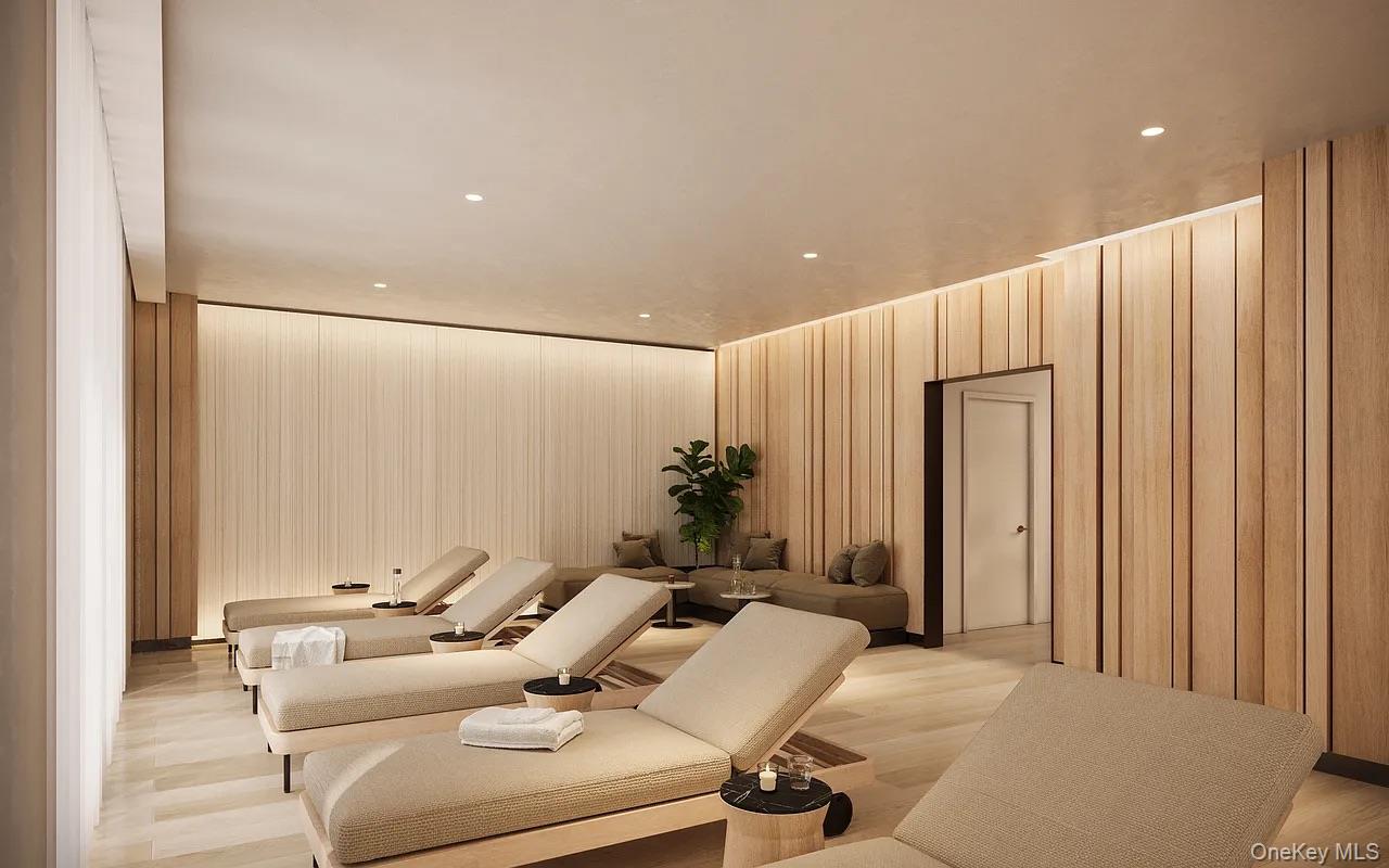 131-02A 40th Road # 10F, Flushing, NY 11354