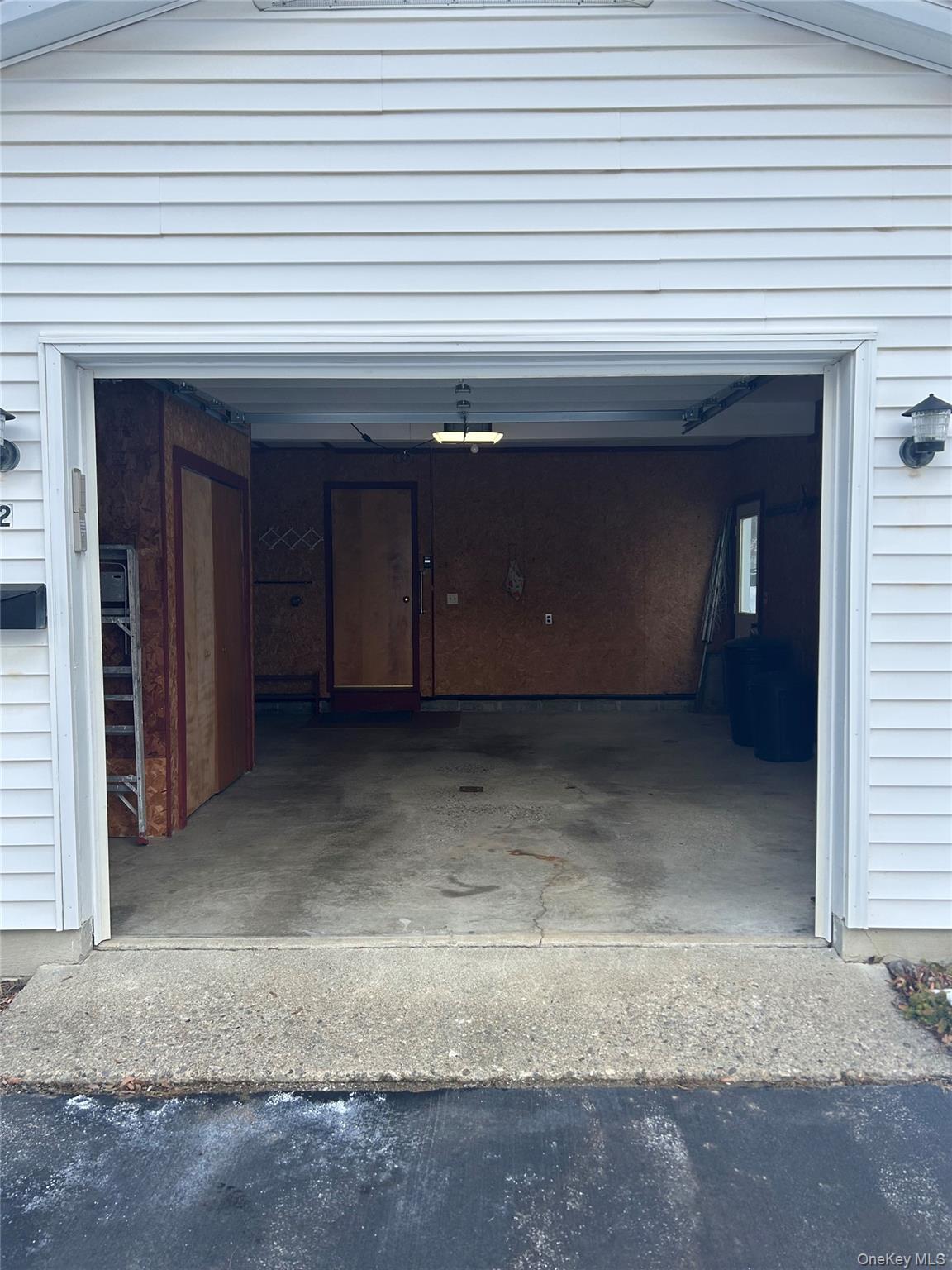 2 Scism Circle, Red Hook, NY 12571