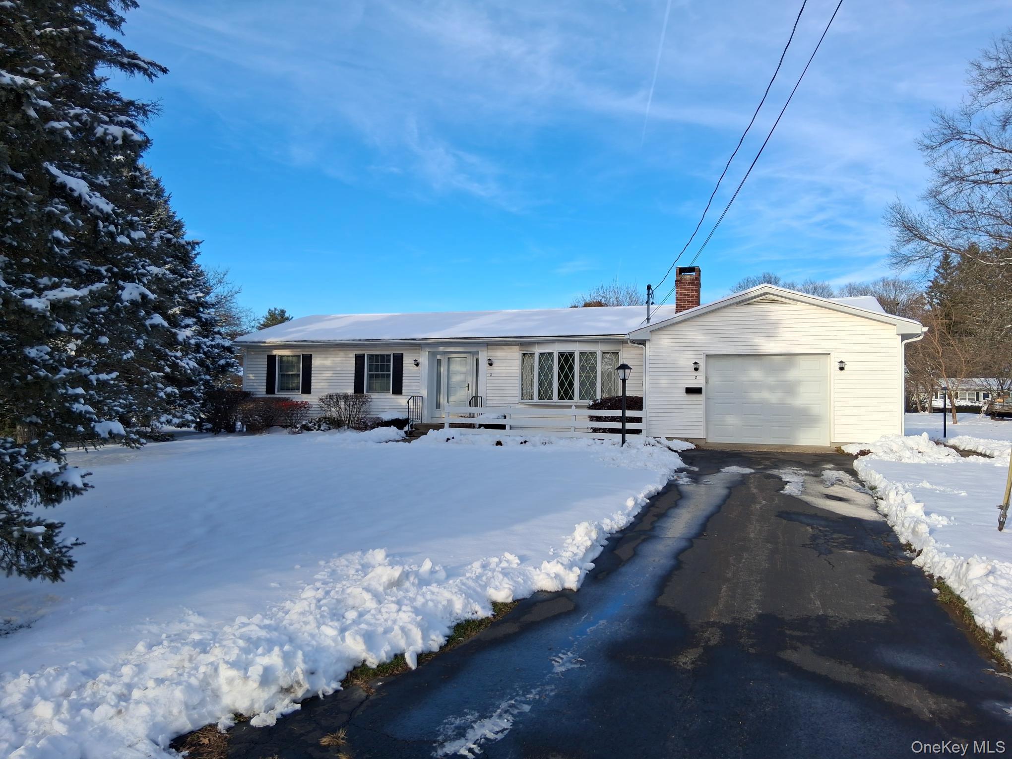 2 Scism Circle, Red Hook, NY 12571