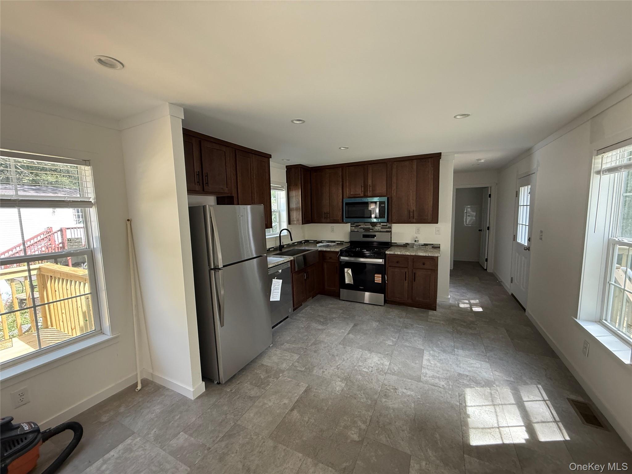 367 Forest Park (aka William St) Street, Wallkill, NY 12589