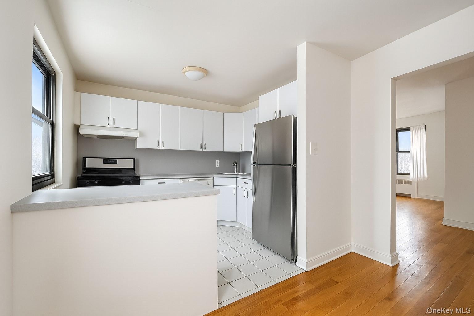 7 Terrace Circle # 3D, Great Neck, NY 11021