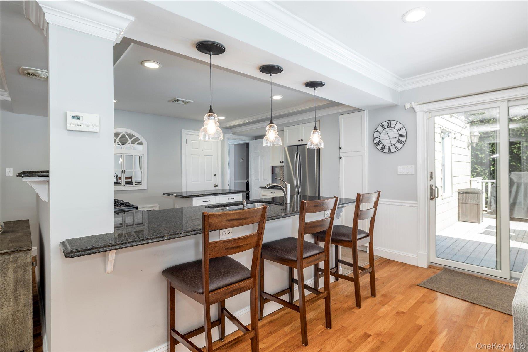 122 Pine Street, Rockville Centre, NY 11570