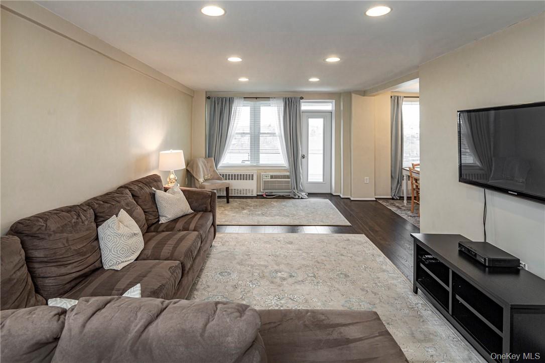 14 Westview Avenue # 409, Tuckahoe, NY 10707