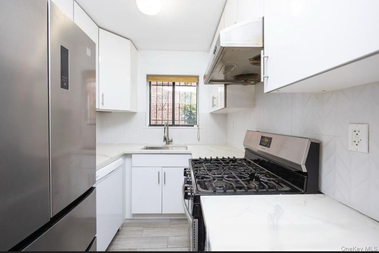 541 Logan Avenue, Bronx, NY 10465