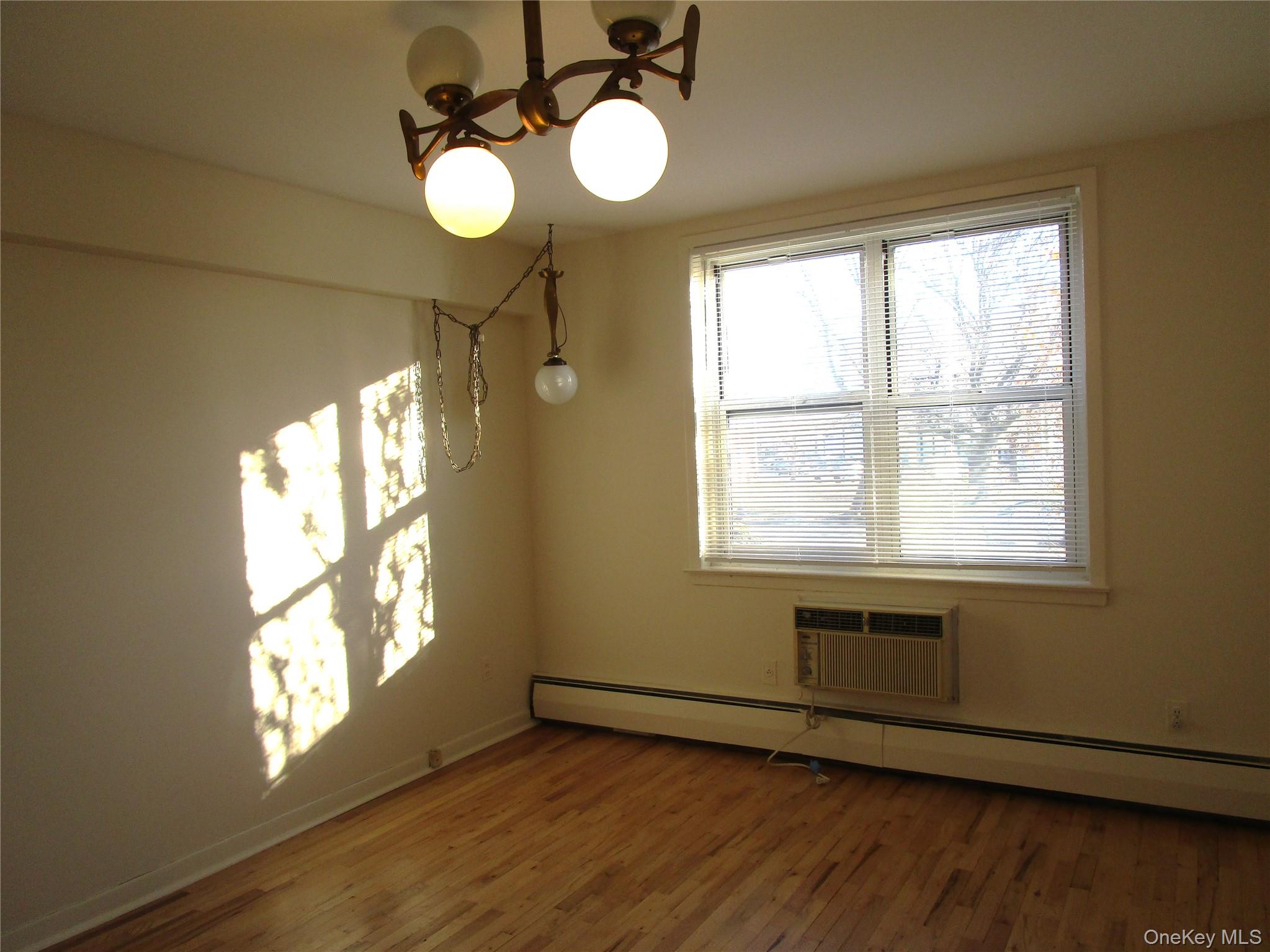 20 Daley Place # 128, Lynbrook, NY 11563