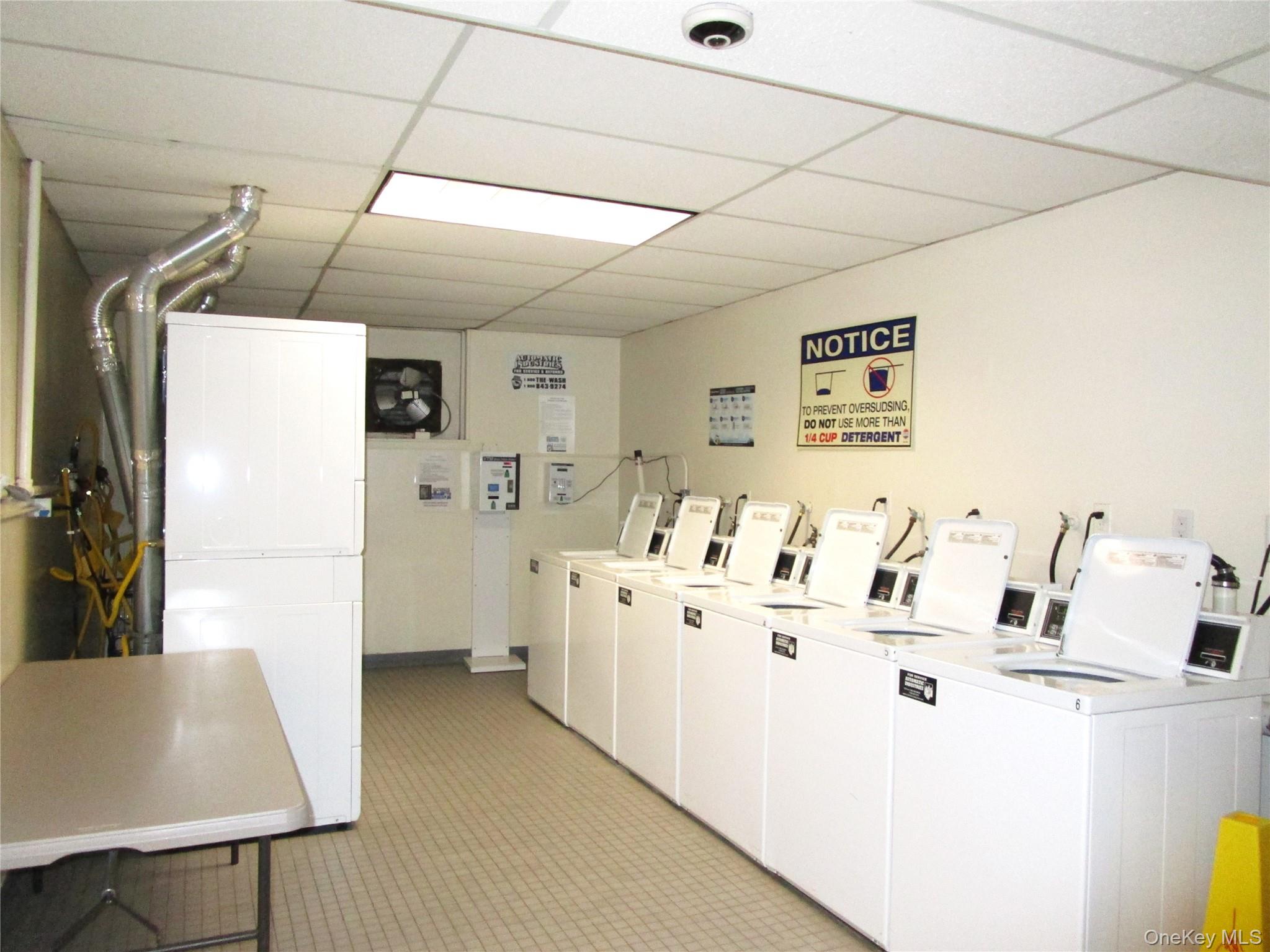 20 Daley Place # 128, Lynbrook, NY 11563