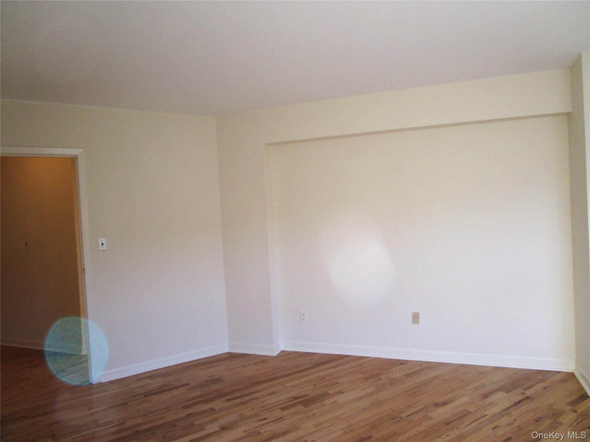 20 Daley Place # 128, Lynbrook, NY 11563