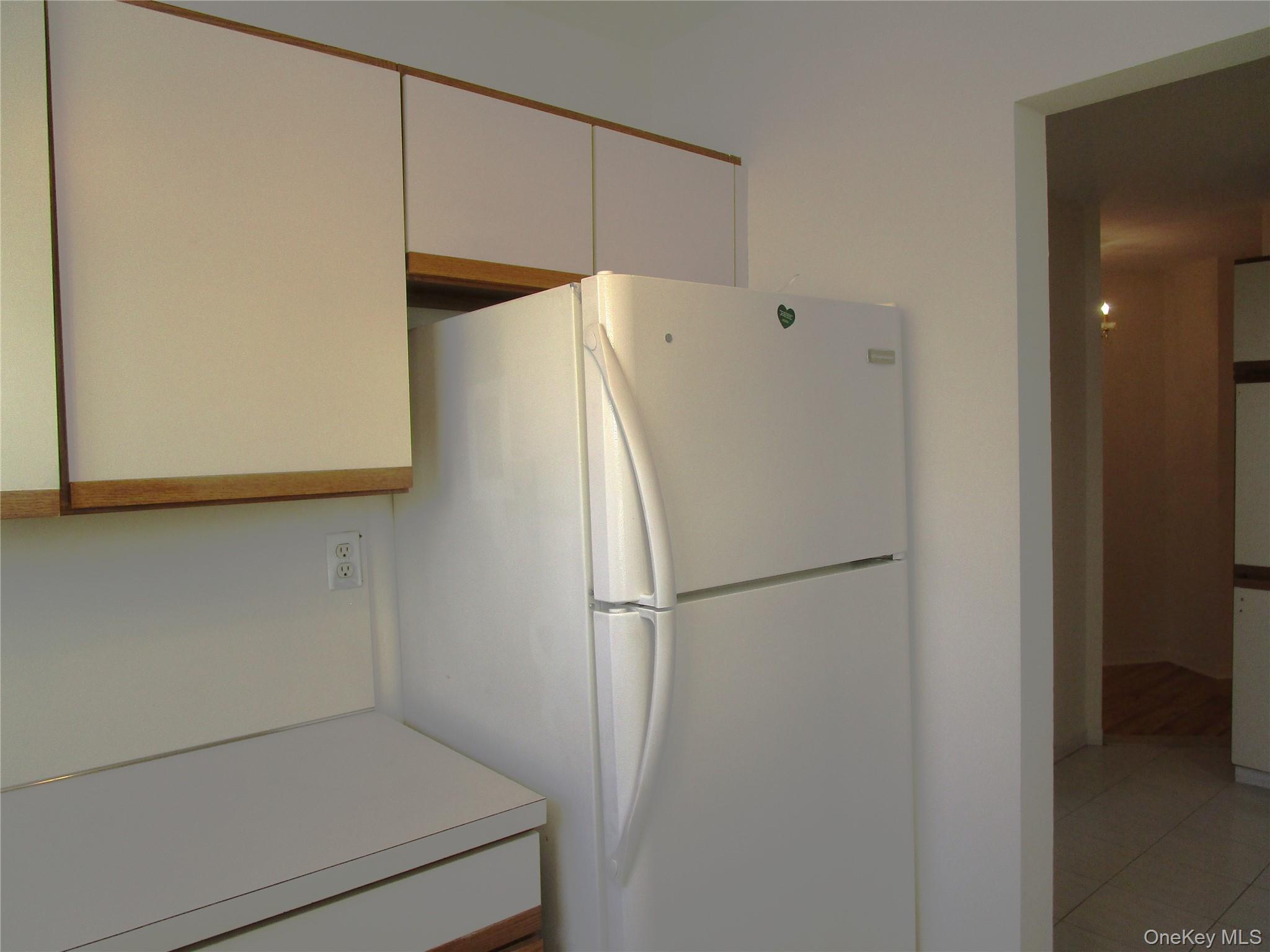 20 Daley Place # 128, Lynbrook, NY 11563