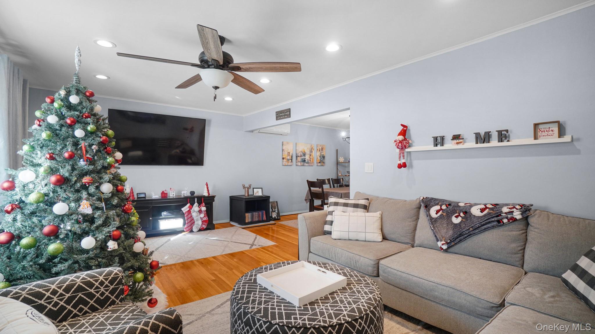 197 W 5th Street, Deer Park, NY 11729