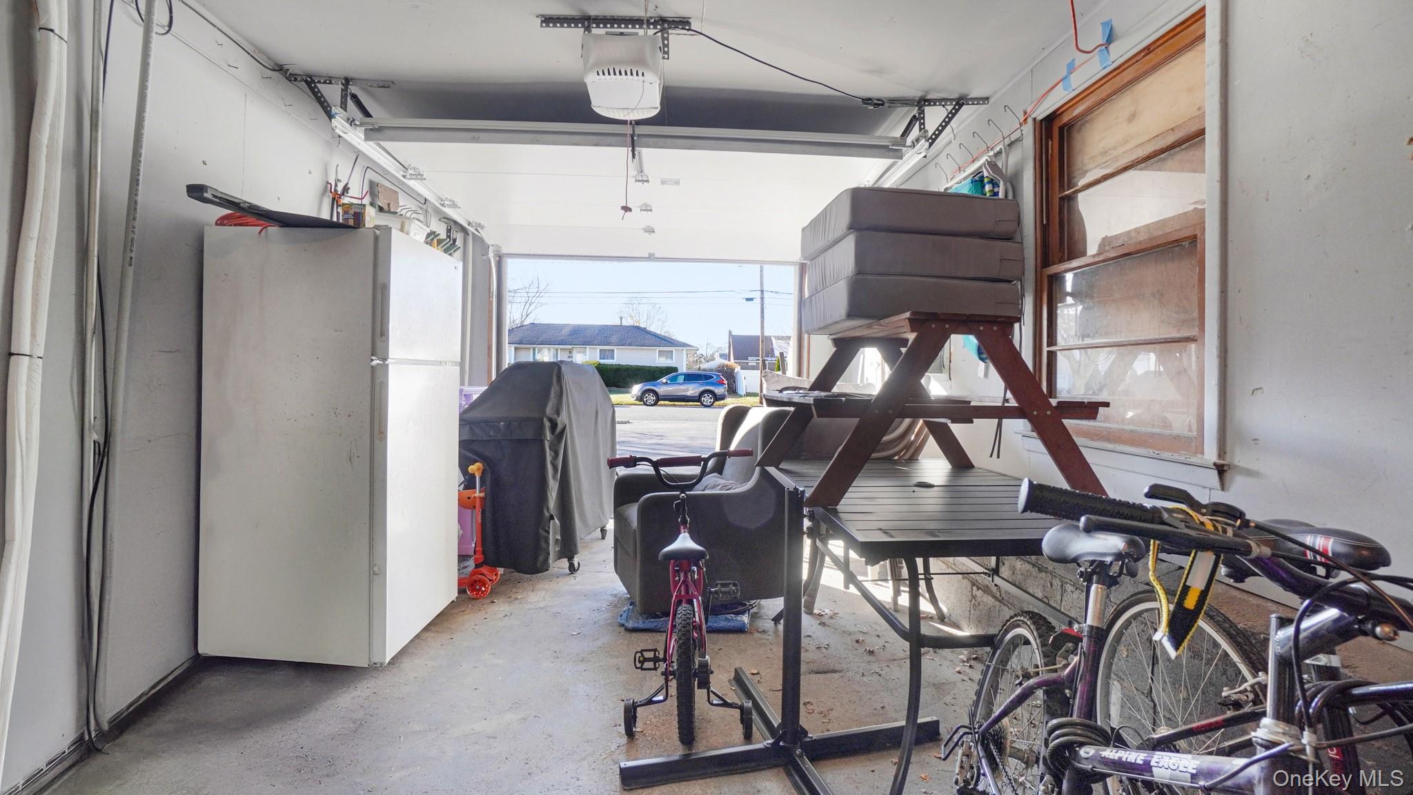 197 W 5th Street, Deer Park, NY 11729