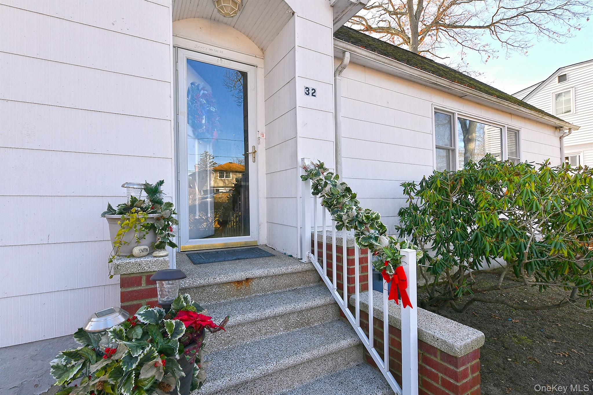 32 Horton Drive, Huntington, NY 11746