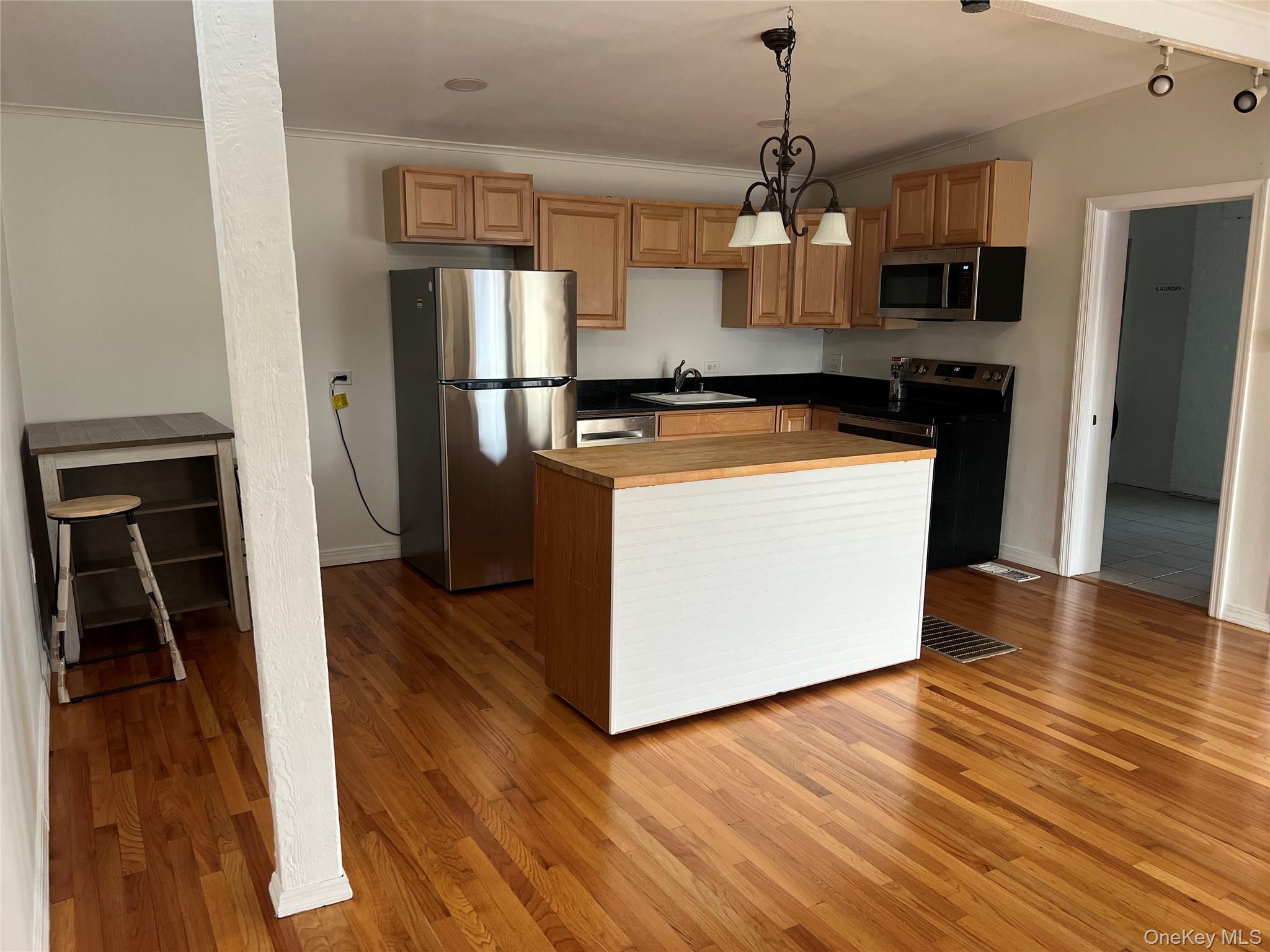 182 Grand Street, Newburgh, NY 12550