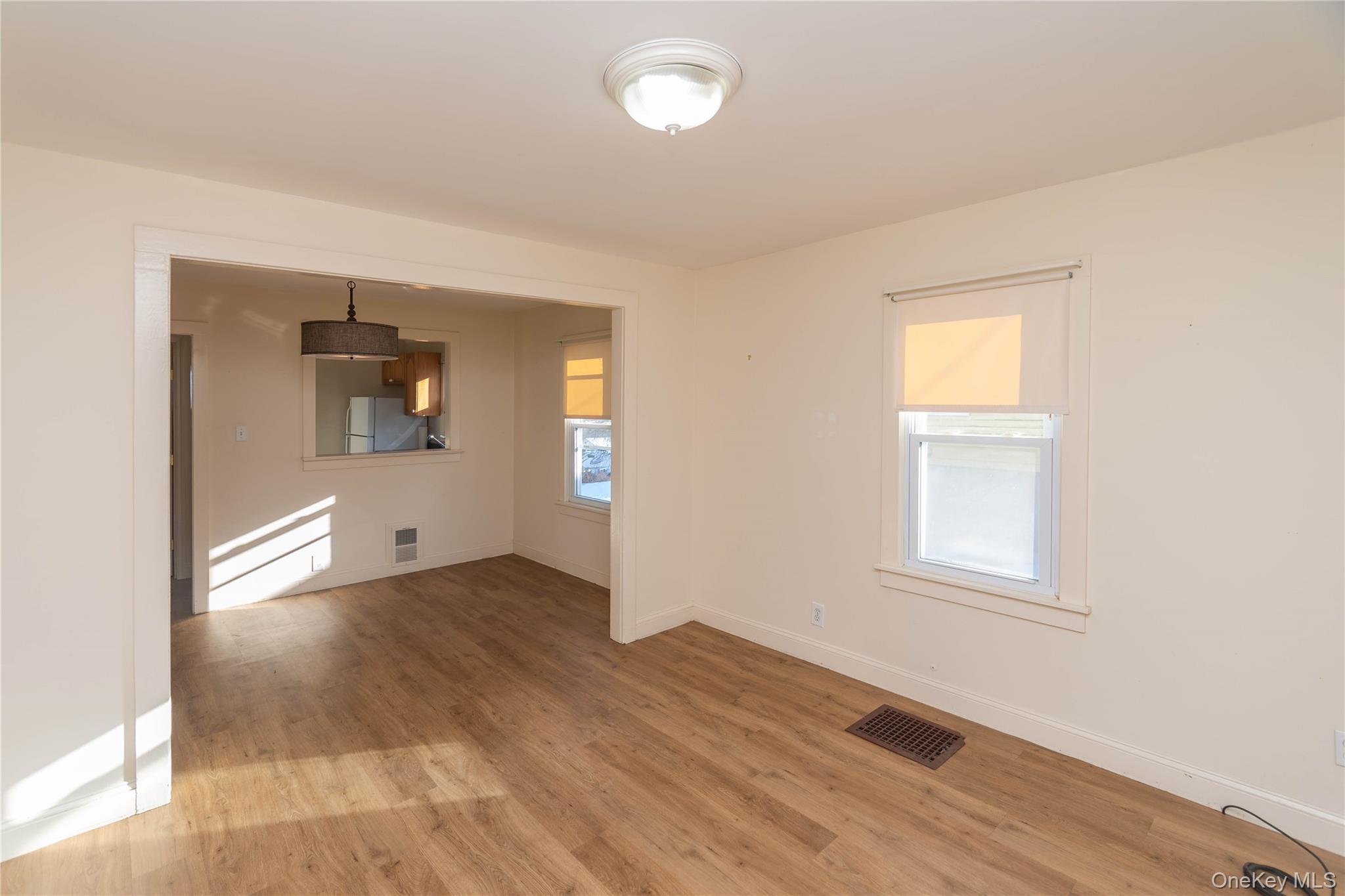 35 Hudson Terrace, Marlboro, NY 12542