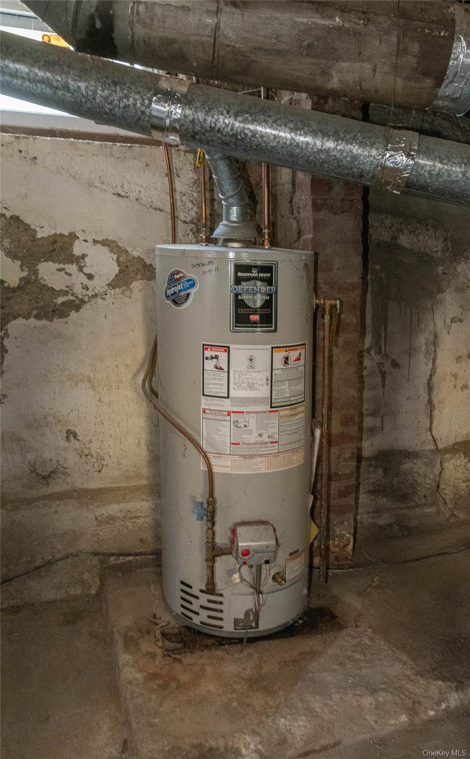 35 Hudson Terrace, Marlboro, NY 12542