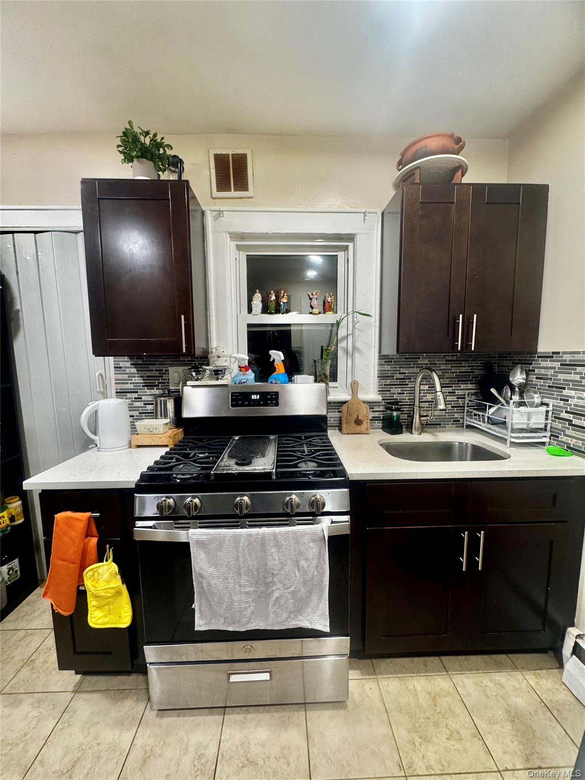 62 E Greenwich Avenue, Roosevelt, NY 11575