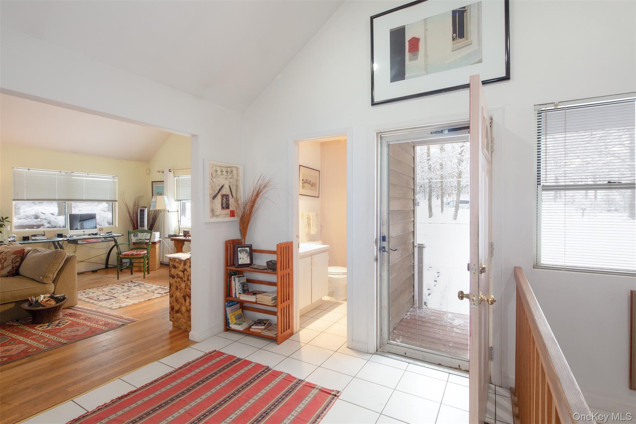 9 Woodview Way, Hampton Bays, NY 11946